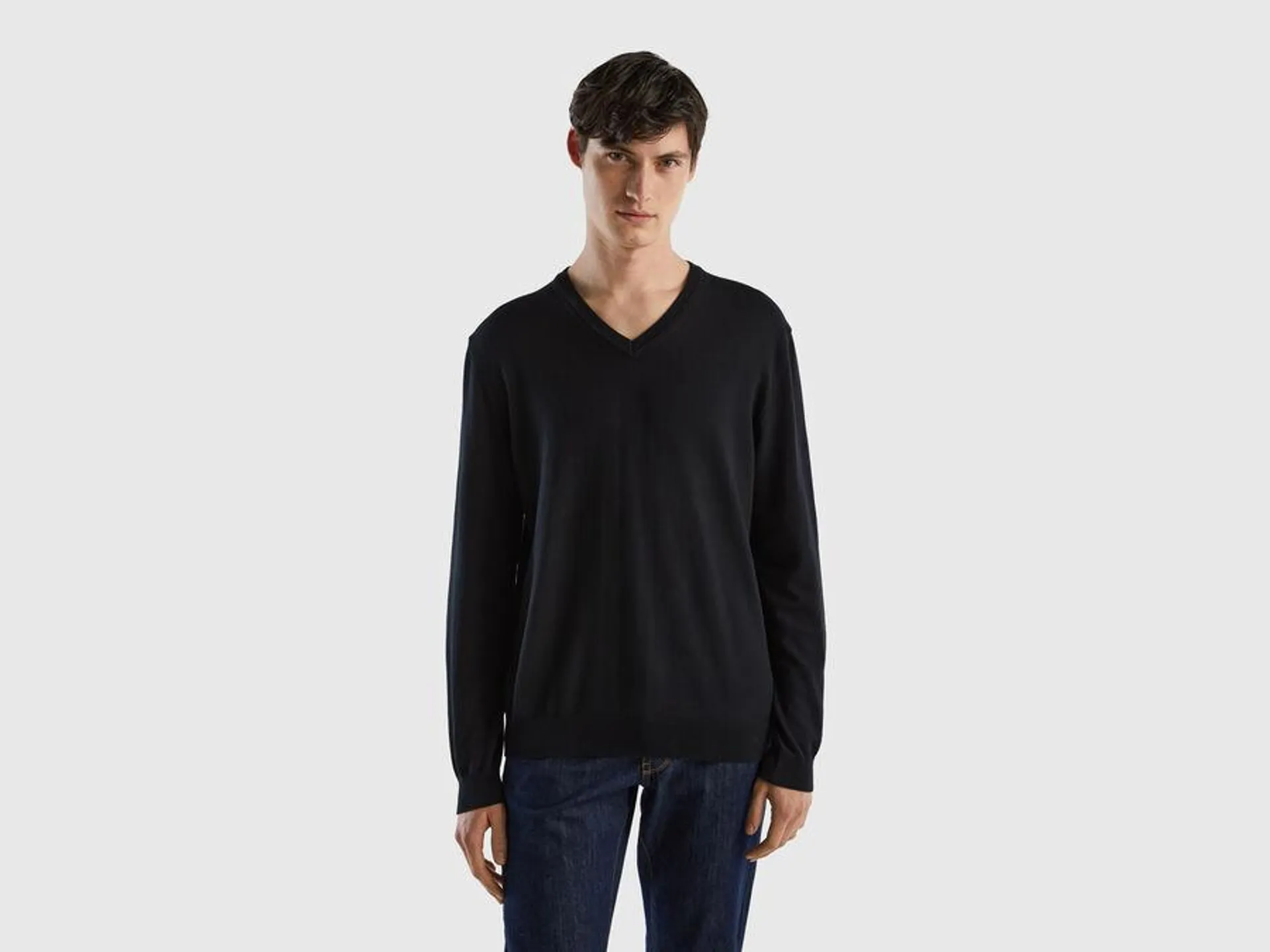 V-neck sweater in pure cotton