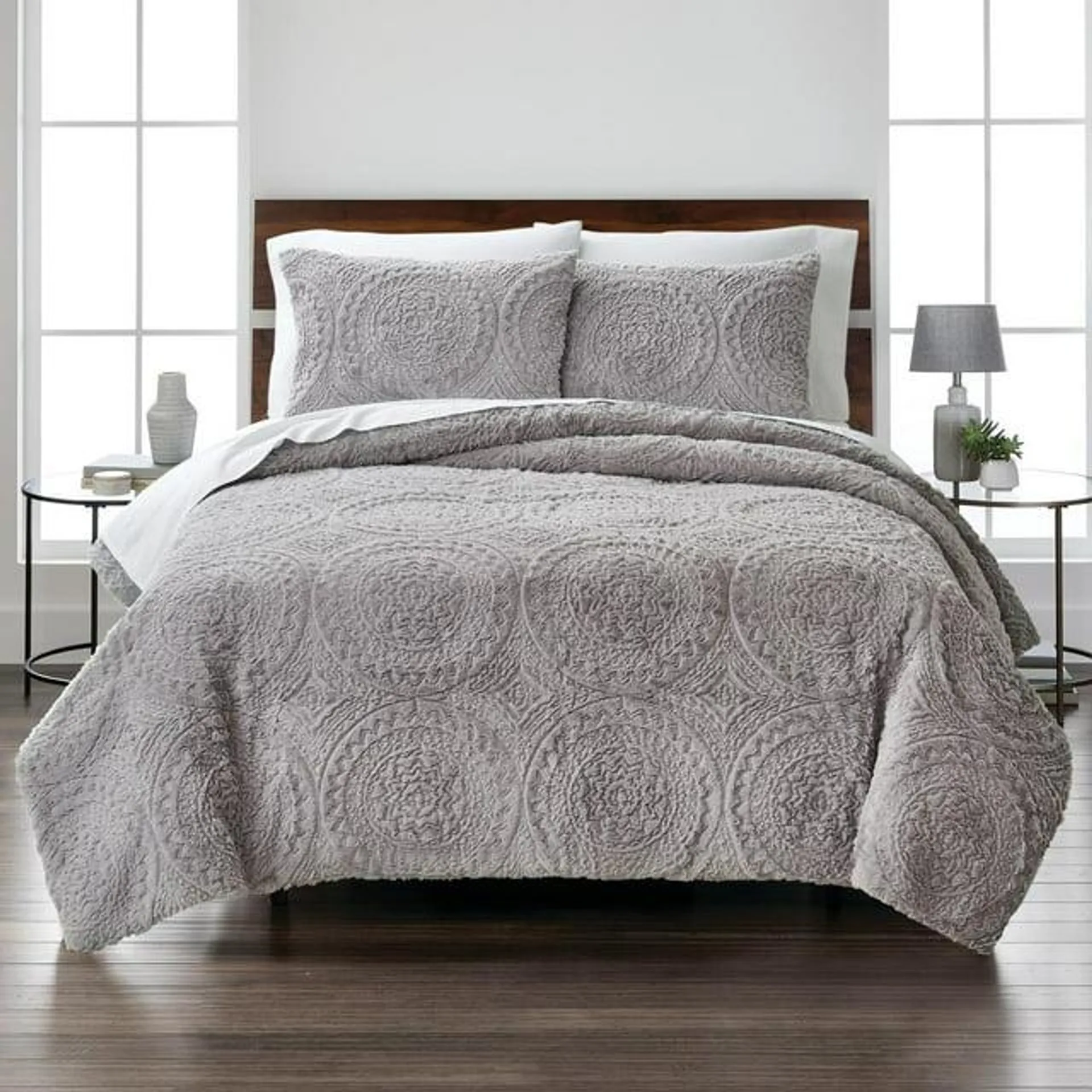 Better Homes & Gardens 3-piece Grey Embroidered Faux Fur Comforter Set, Full/Queen