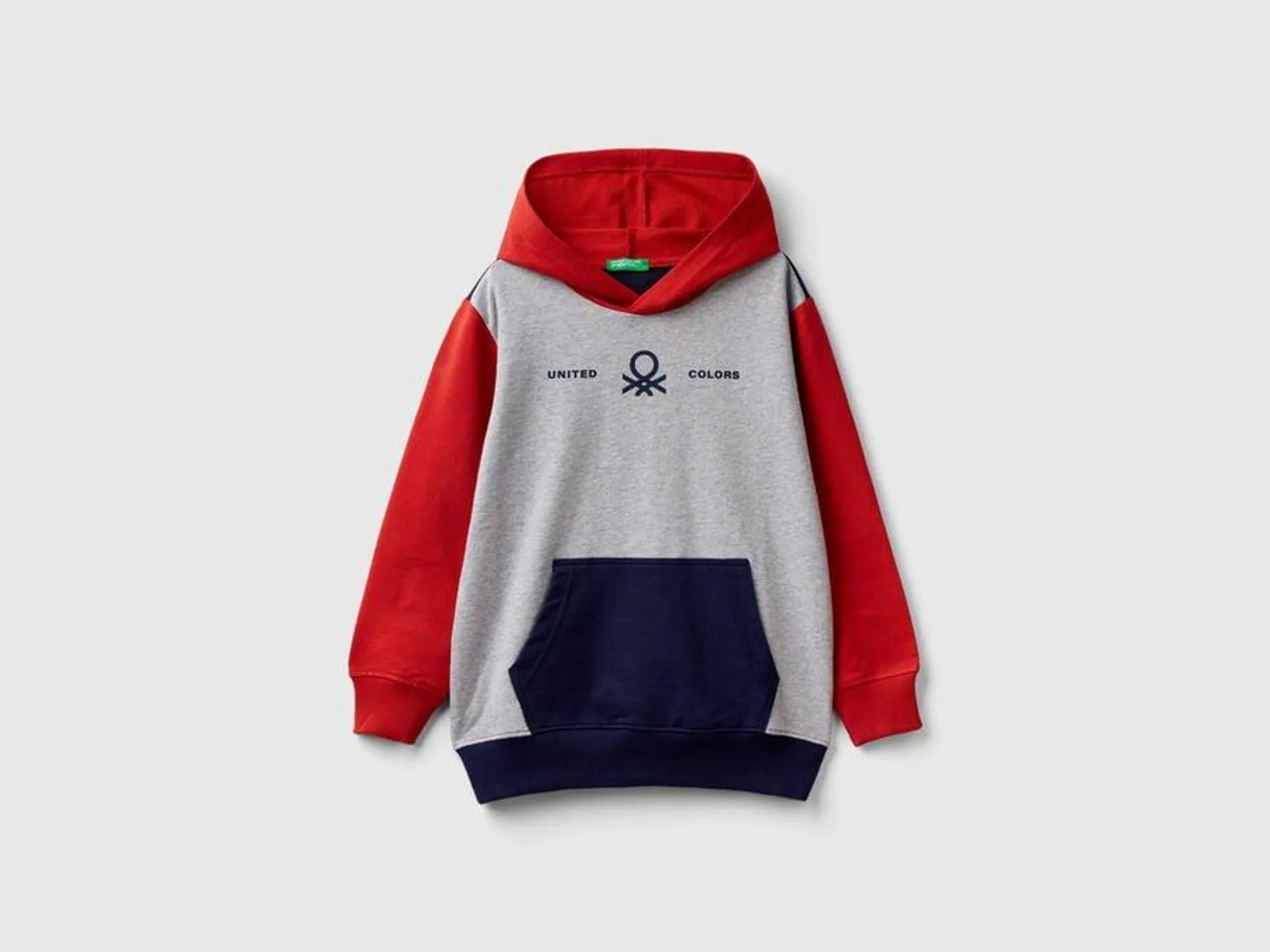 Sudadera ligera con capucha