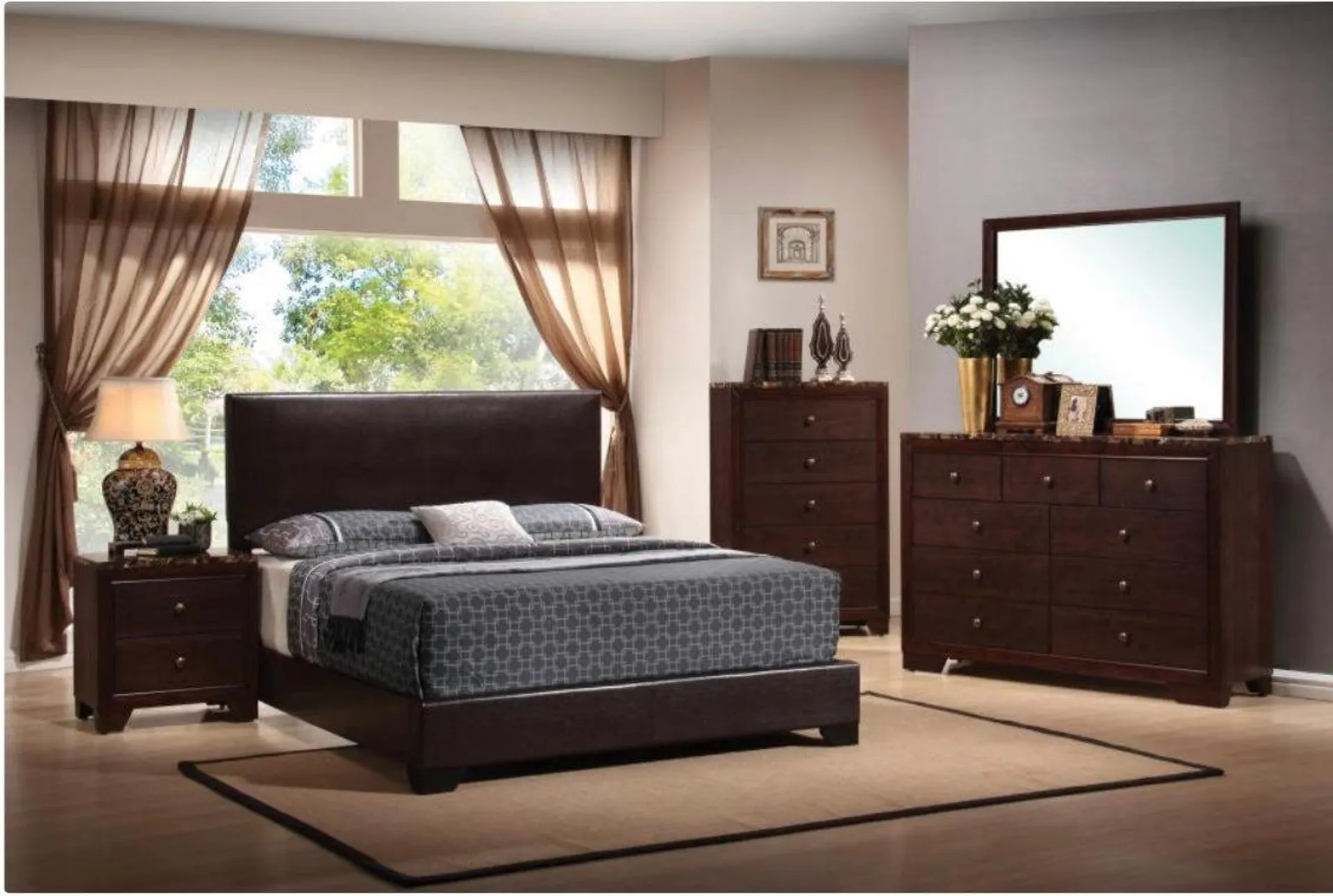 4 PCS Conner King Bedroom Set 300261KE-S4