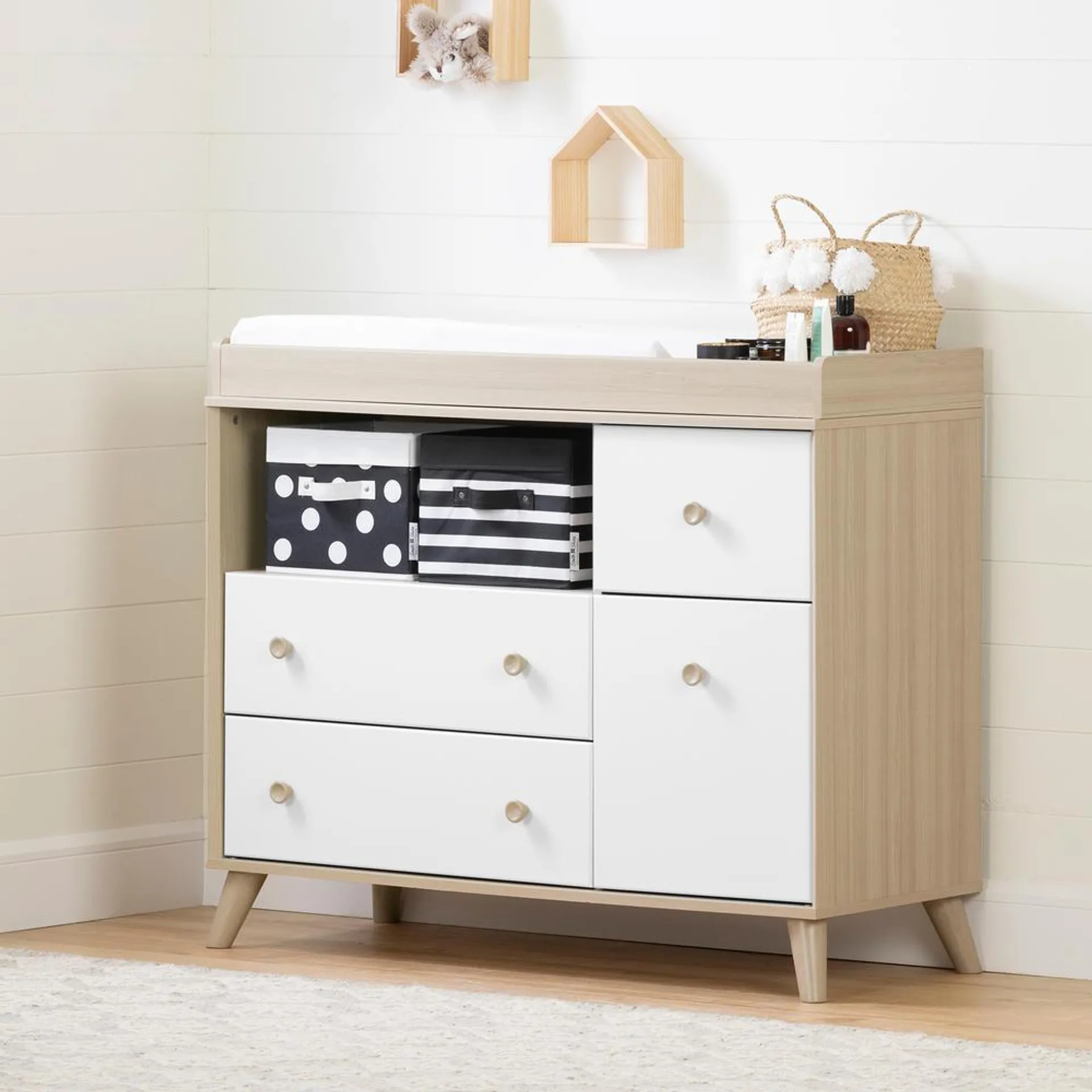 South Shore Yodi Changing Table with Drawers and Open Storage- Soft Elm and Pure White