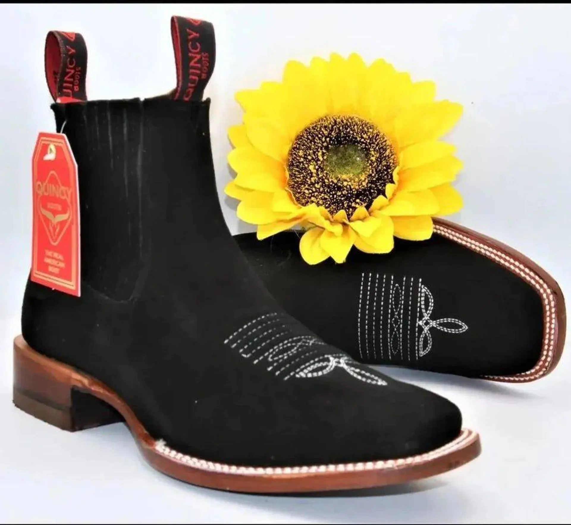 Botines Charros de Gamuza Punta Cuadrada para Mujer Color Negro Q82BJ6305