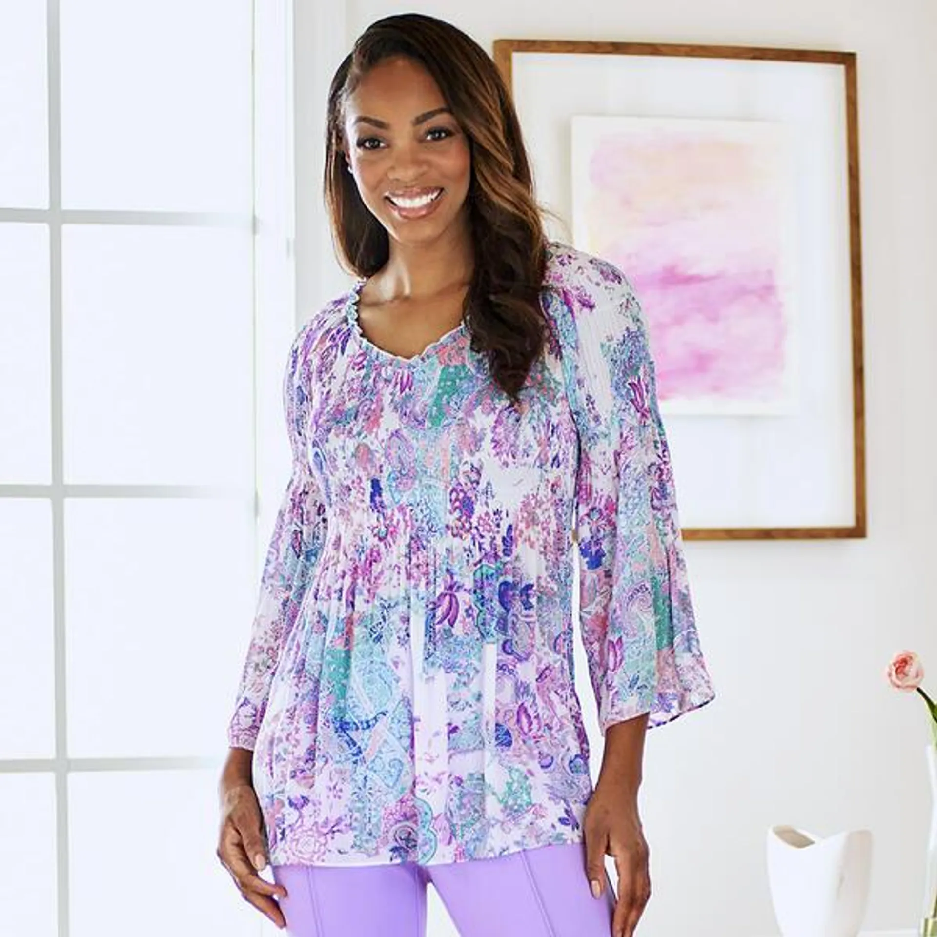 Womens Floral & Ivy 3/4 Sleeve Ruffle V-Neck Paisley Blouse