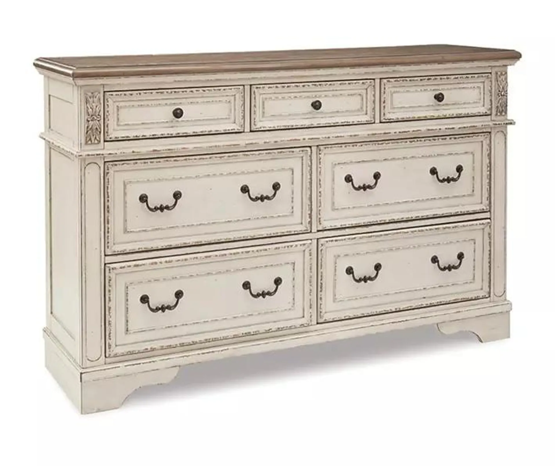 Realyn 7-Drawer Dresser