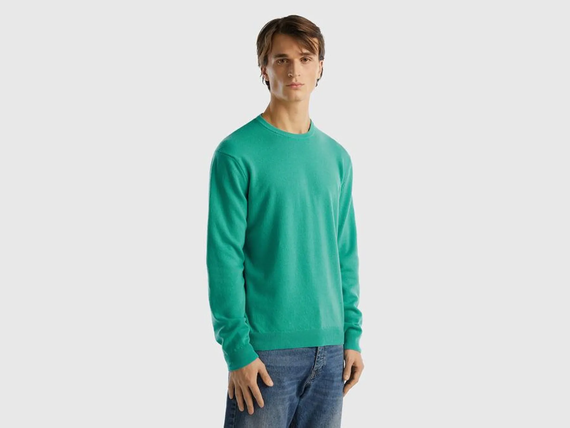 Light green crew neck sweater in pure Merino wool