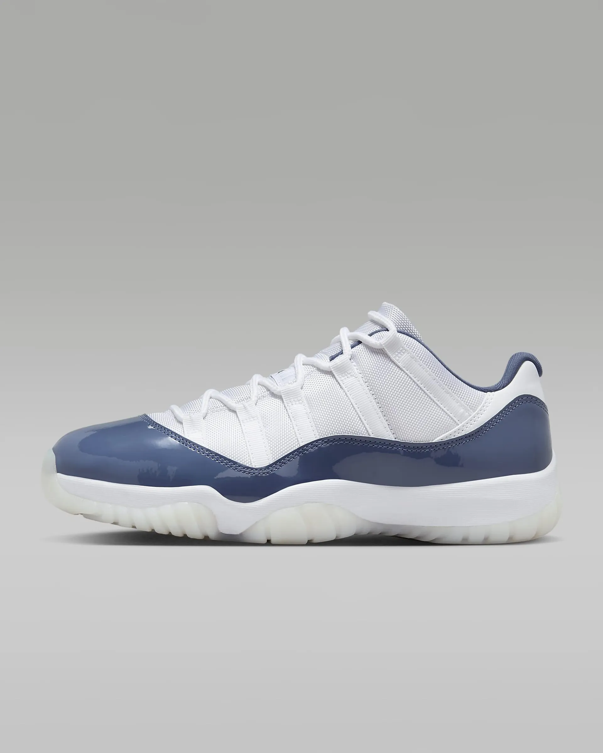 Air Jordan 11 Retro Low "Diffused Blue"