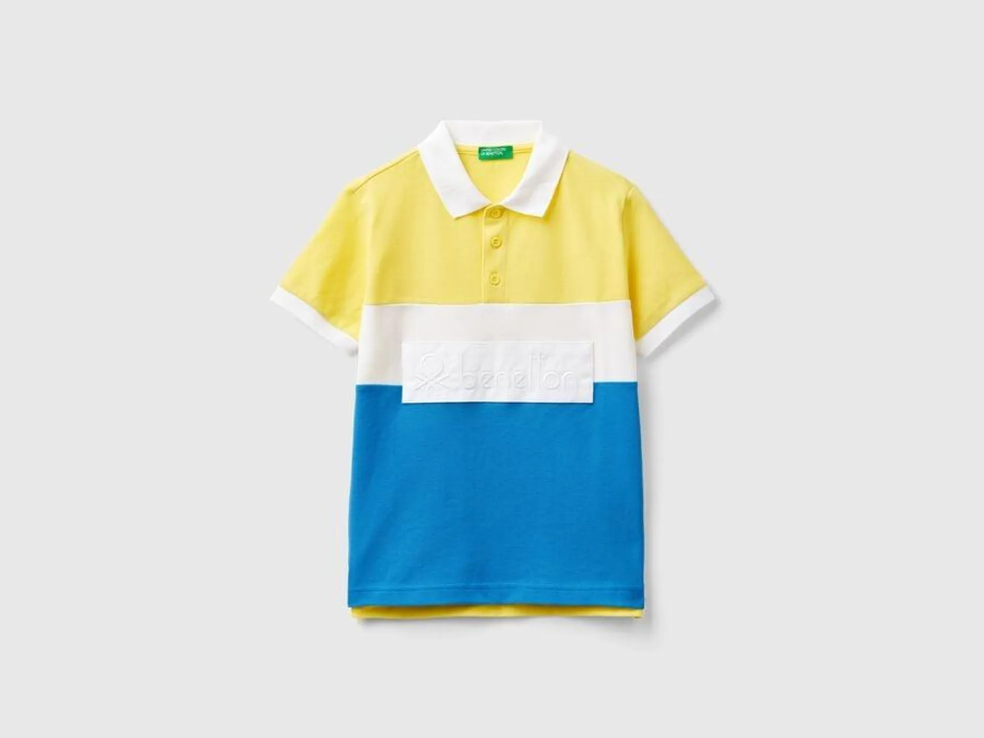 Polo color block de algodón orgánico