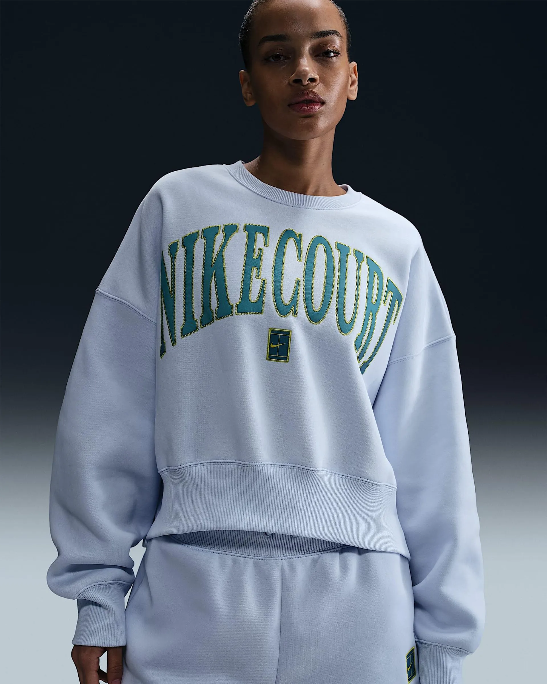 NikeCourt Phoenix Fleece