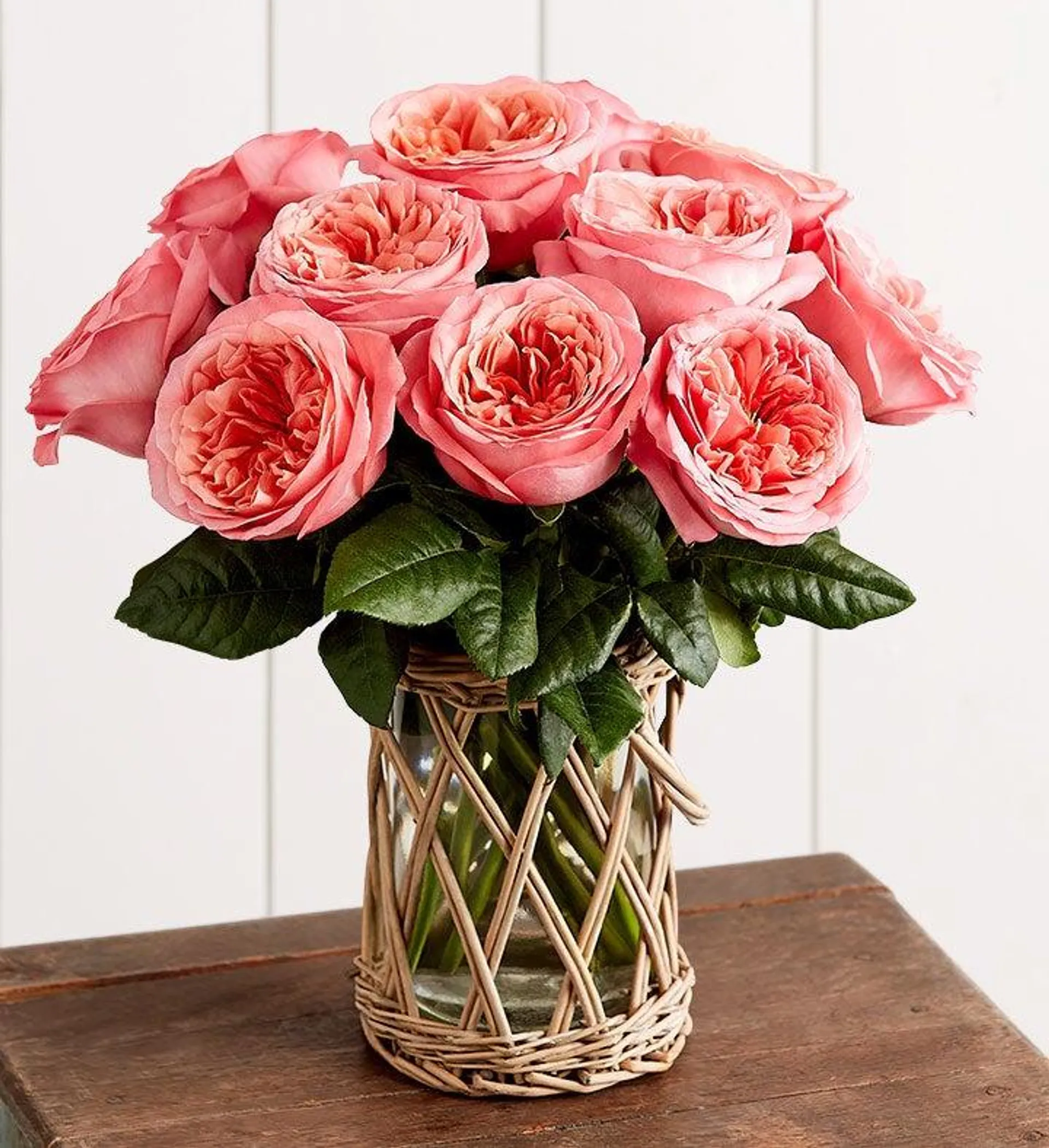 One Dozen Pink Garden Roses