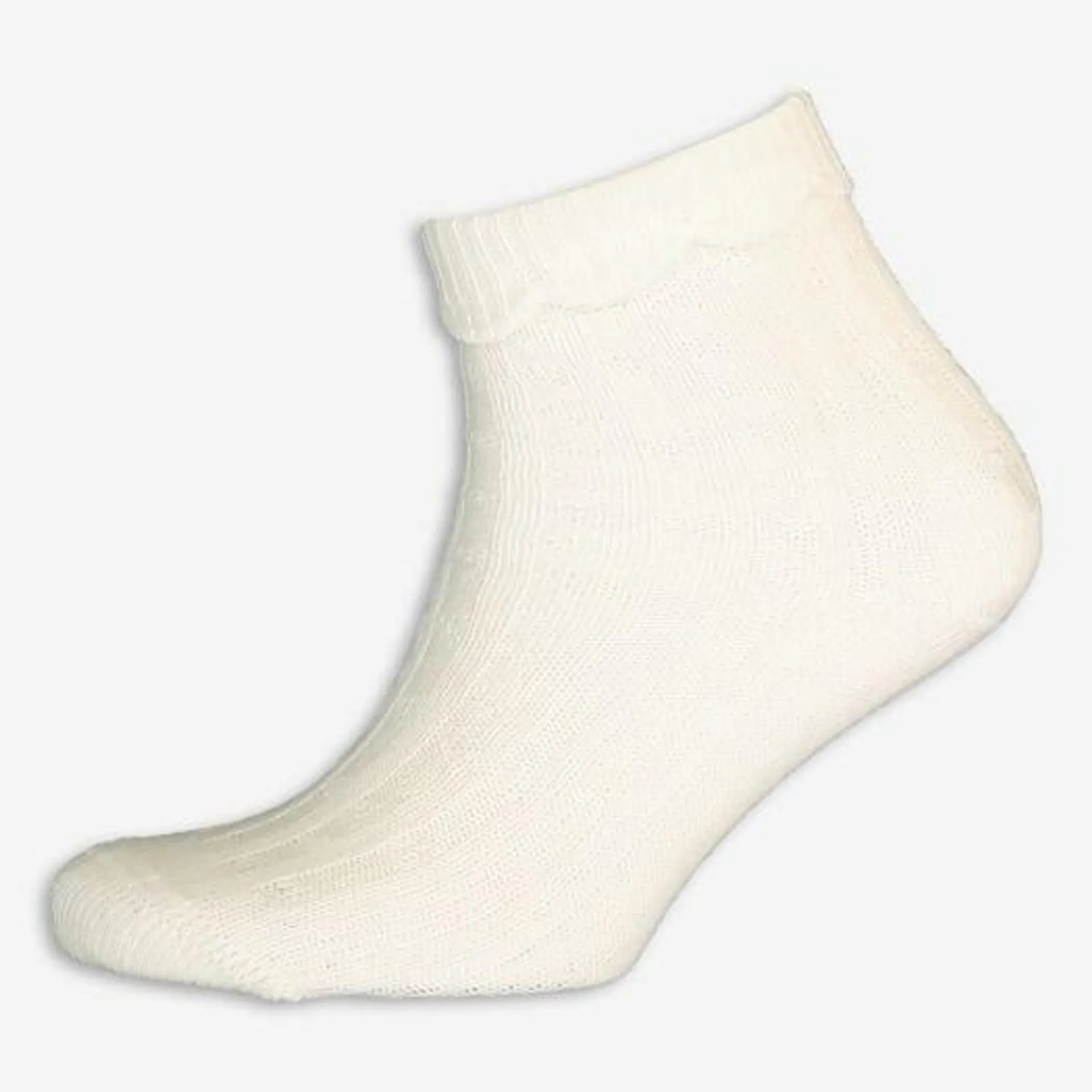 White Ribbed Scallop Sock