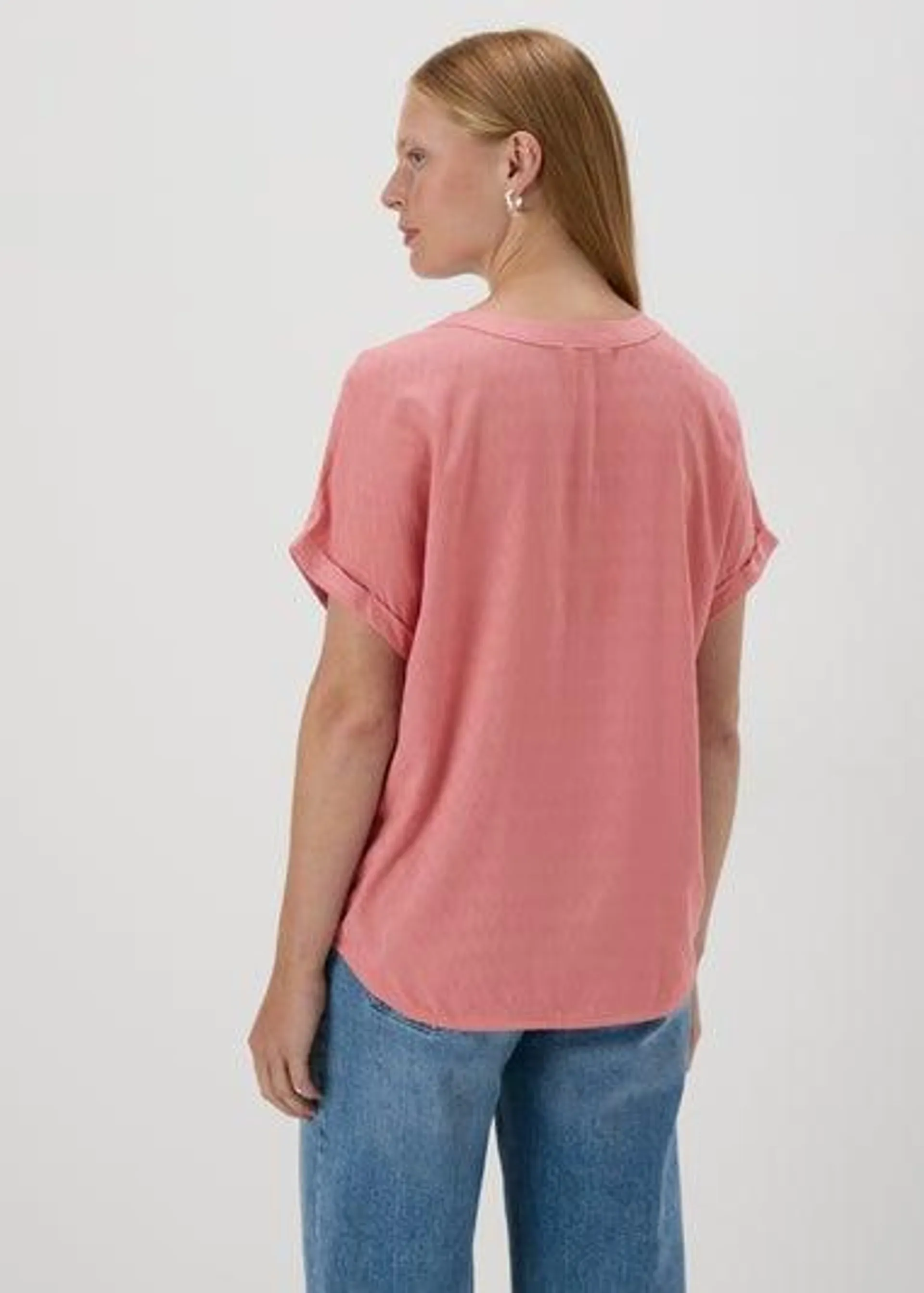 Pink Textured Pocket Detail T-Shirt