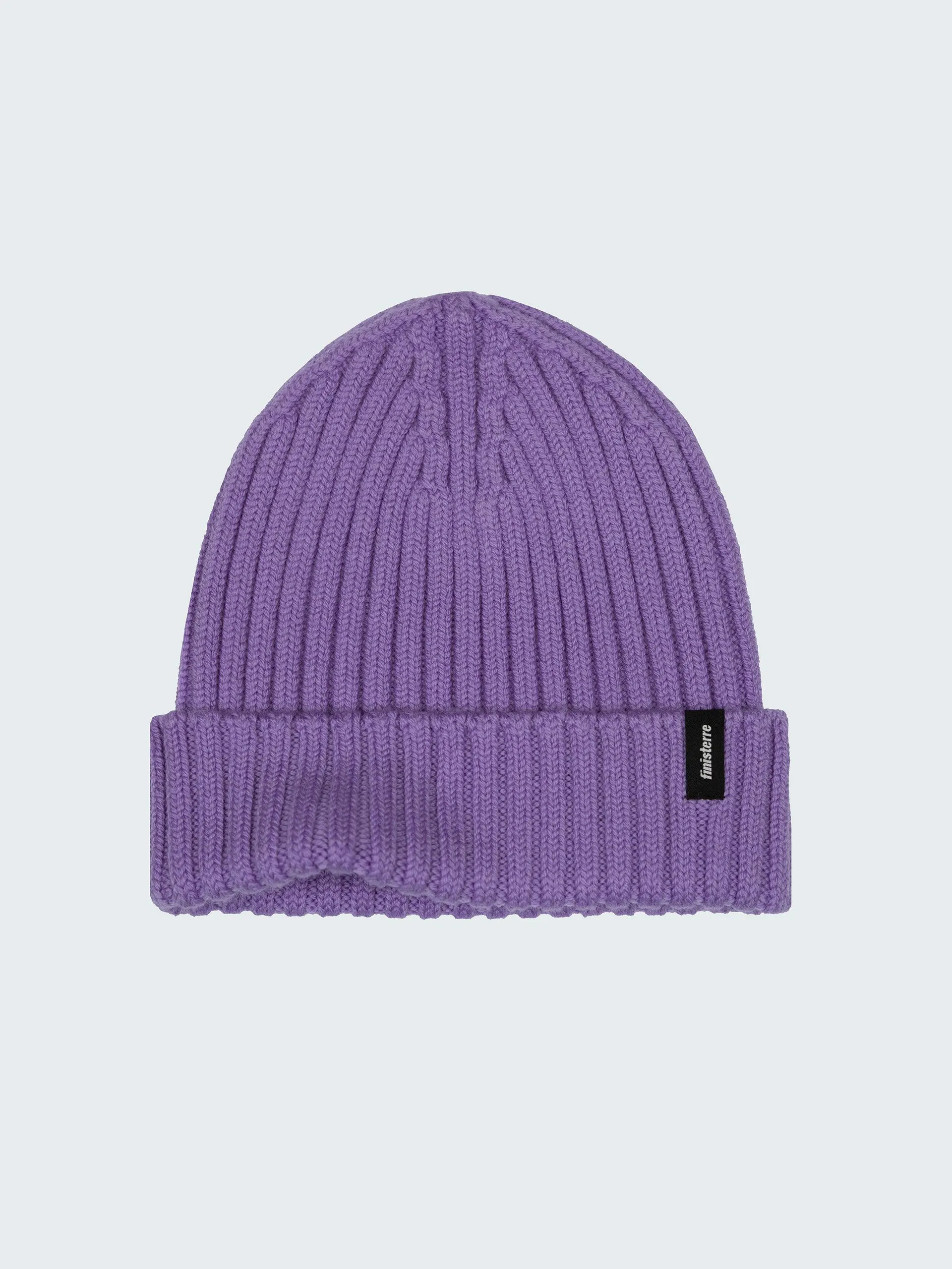 100% extrafine merino wool beanie in violet