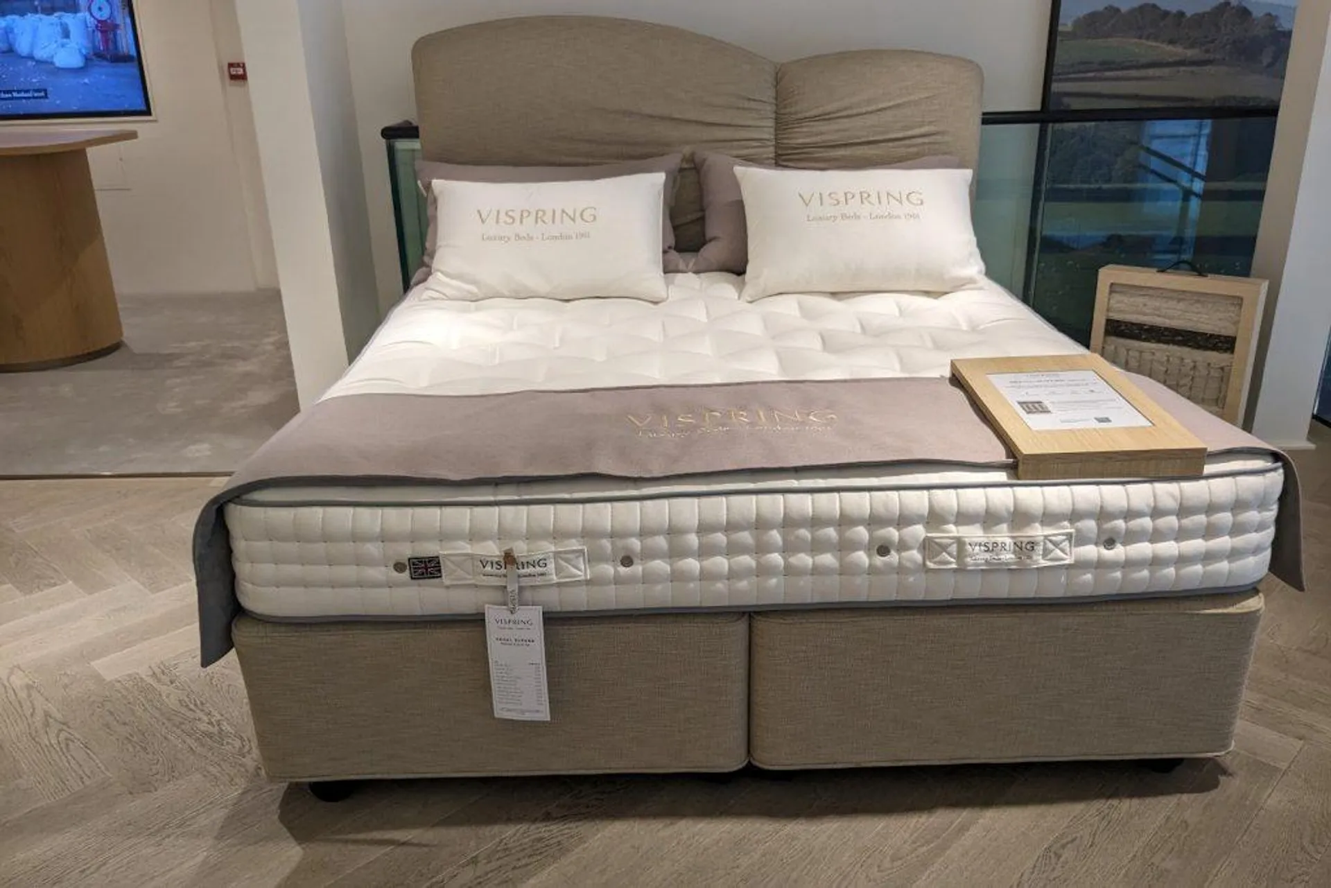 Vispring Regal Superb With Drawer Divan & Headboard - Ex Display