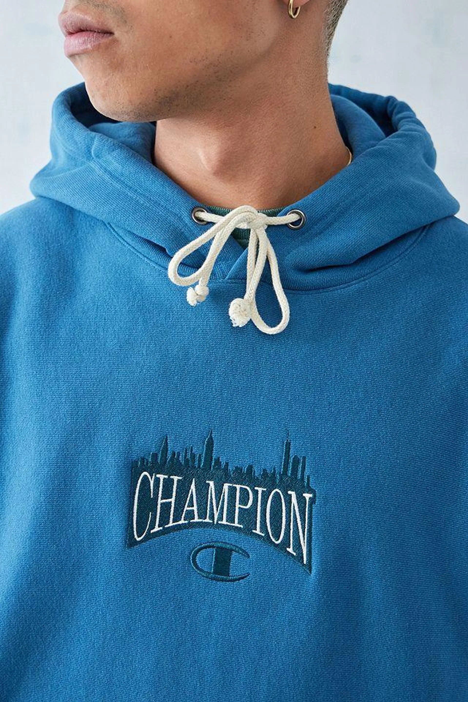 Champion - Sweat à capuche Skyline bleu, une exclusivité UO