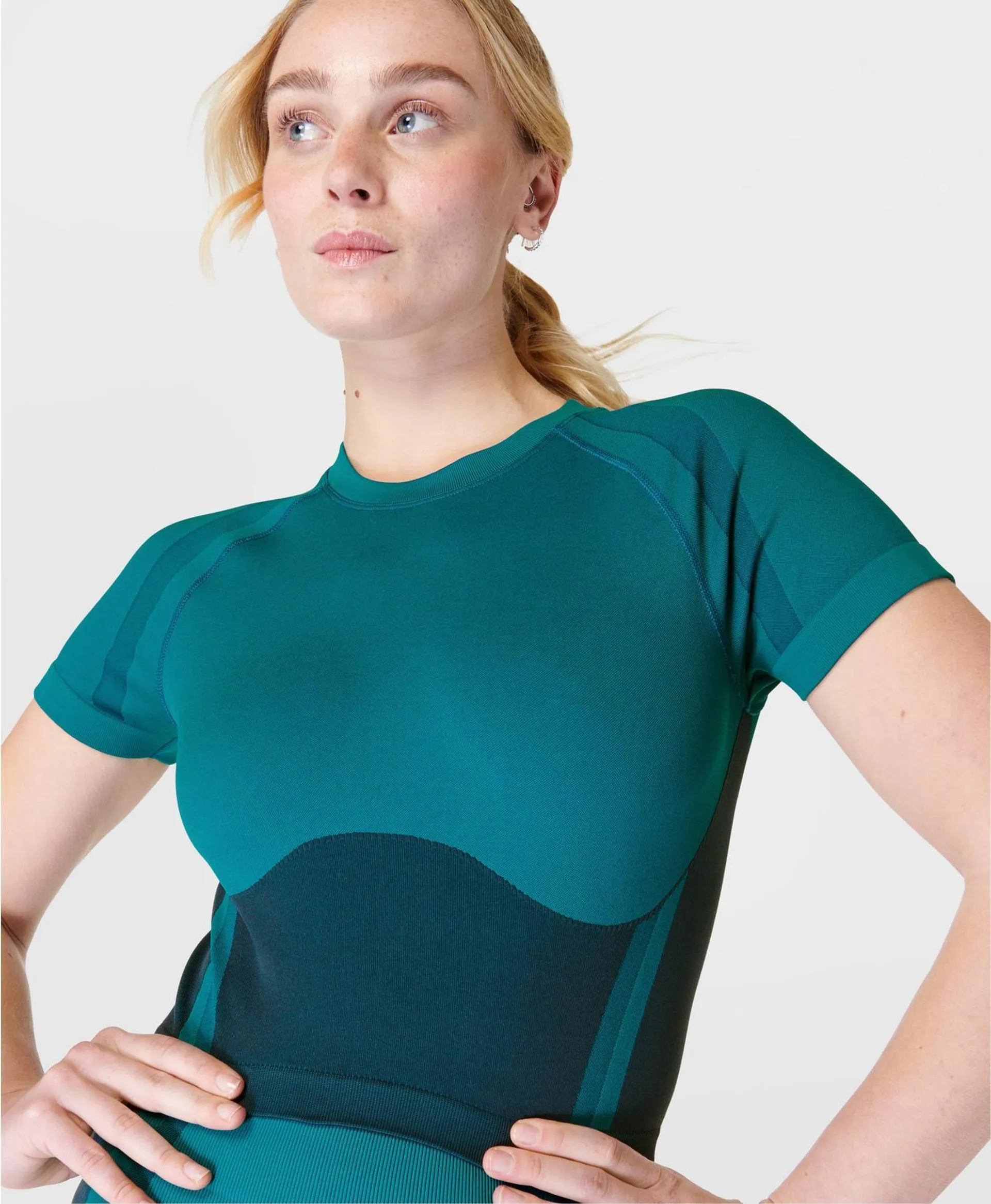 Silhouette Sculpt Seamless Short Sleeve Top