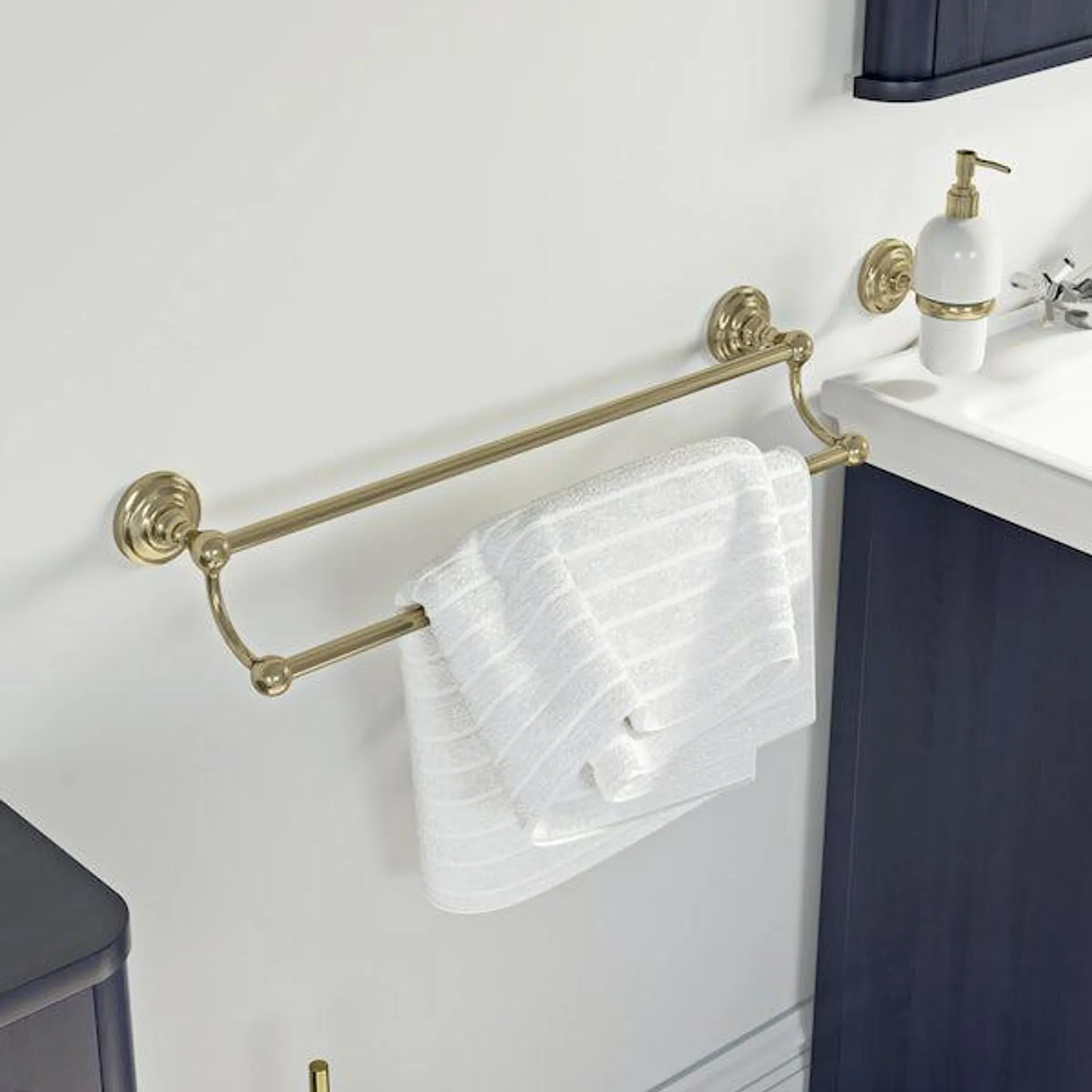 Accents 1805 antique gold double towel rail