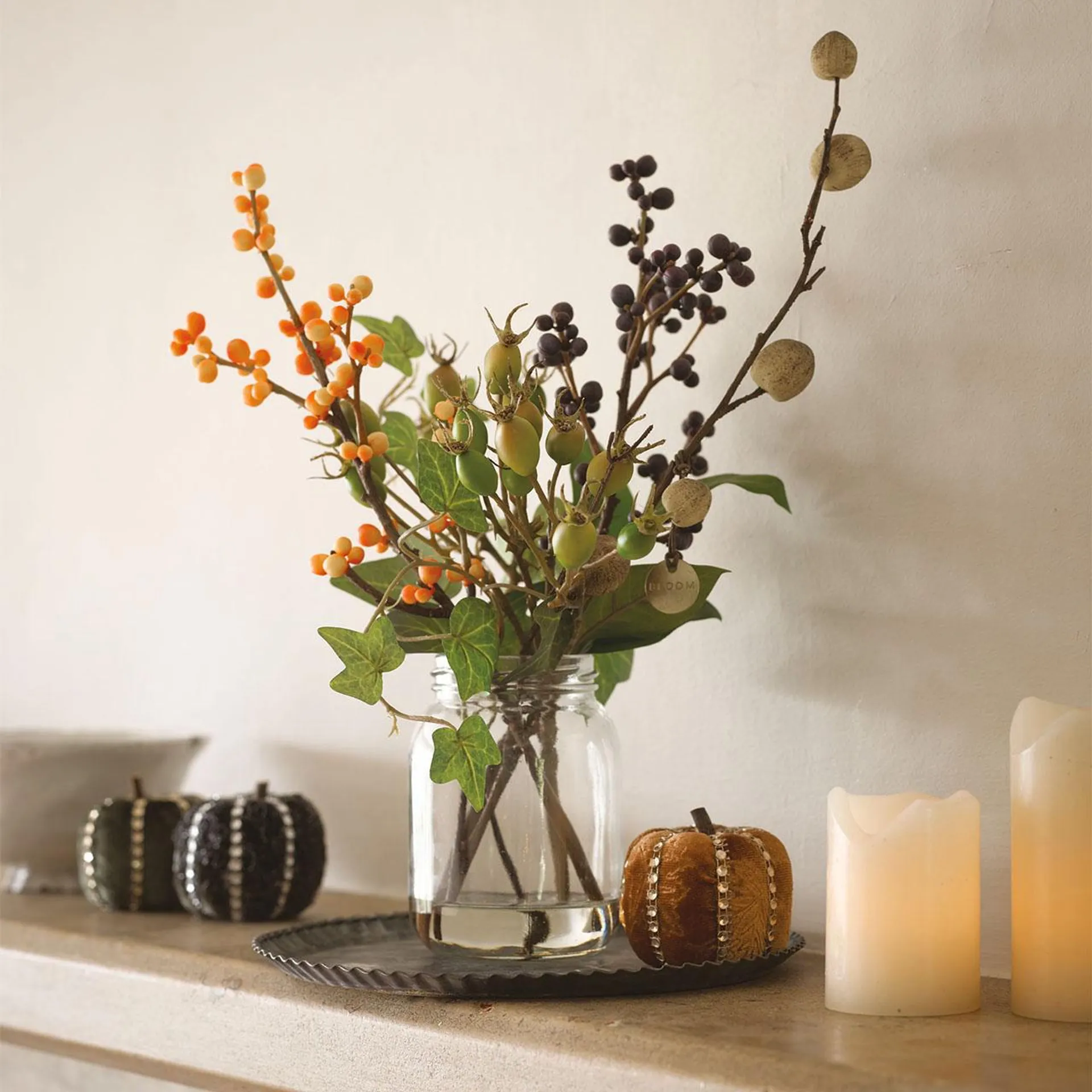 Autumn Berries in Jam Jar in 1colour