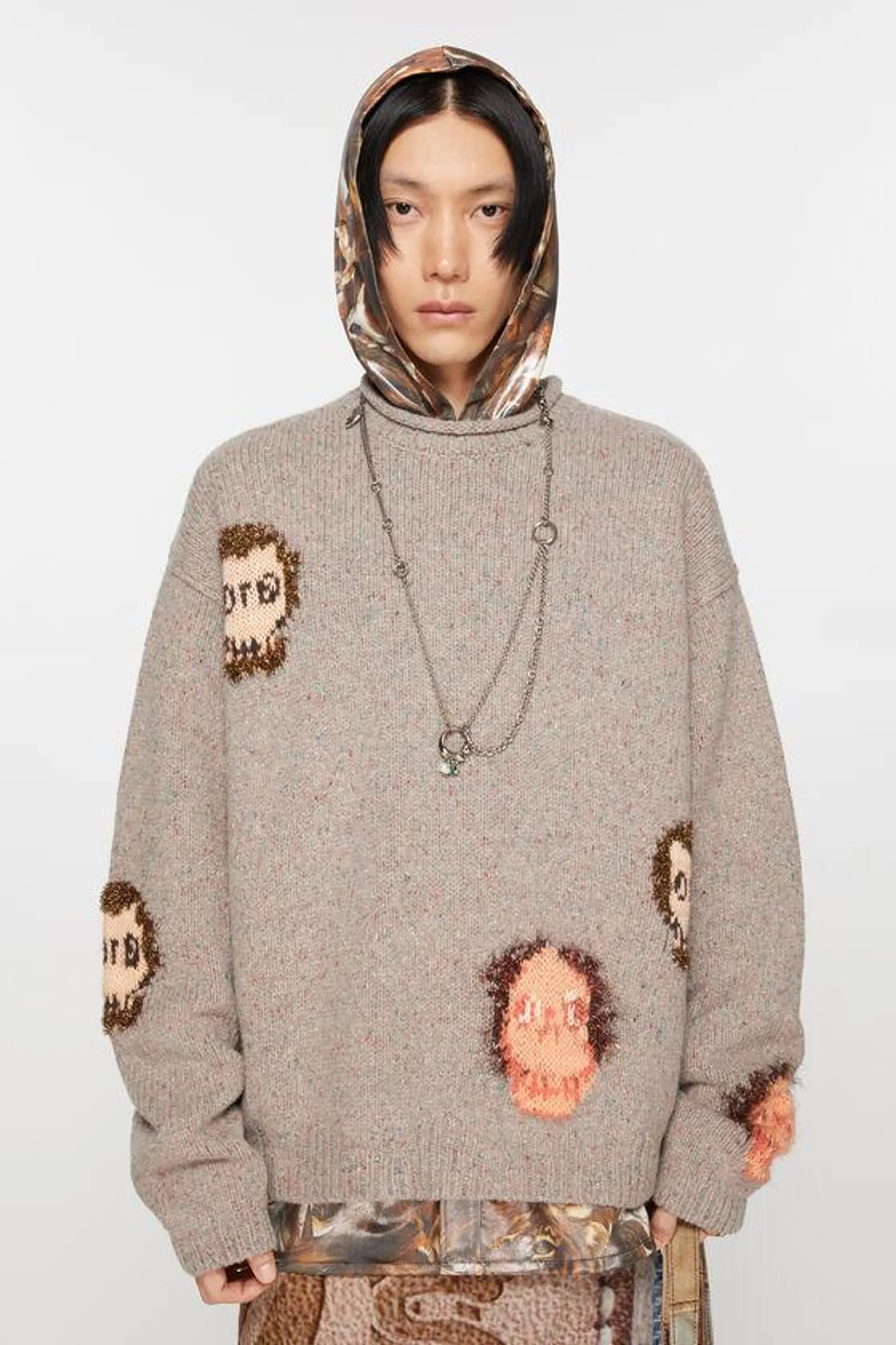 Jacquard skull jumper