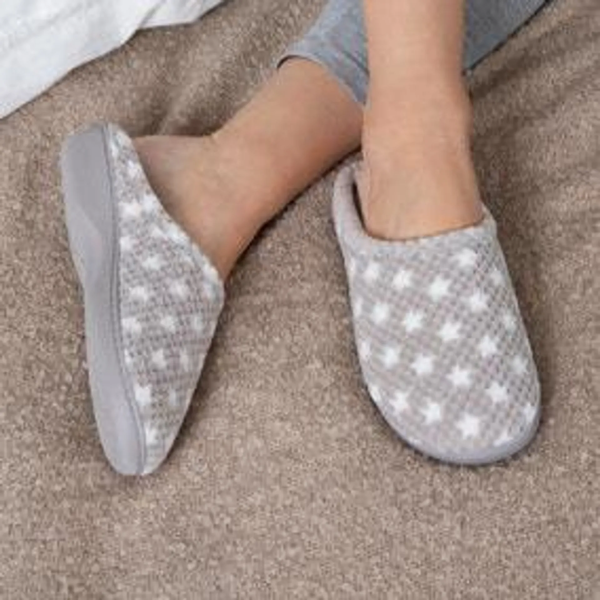 totes Isotoner Popcorn Ladies Mule Slippers