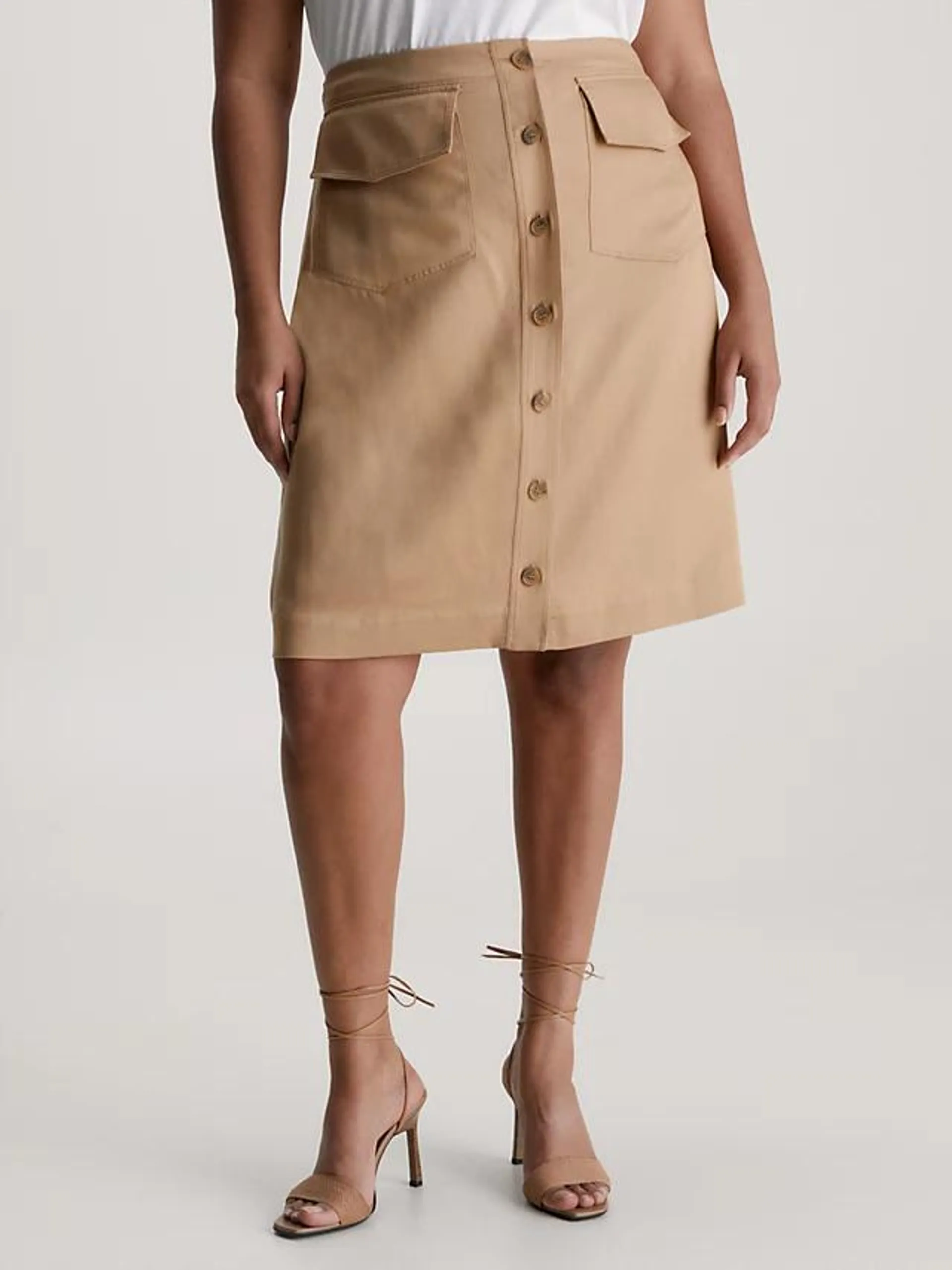 Plus Size Buttoned Straight Skirt
