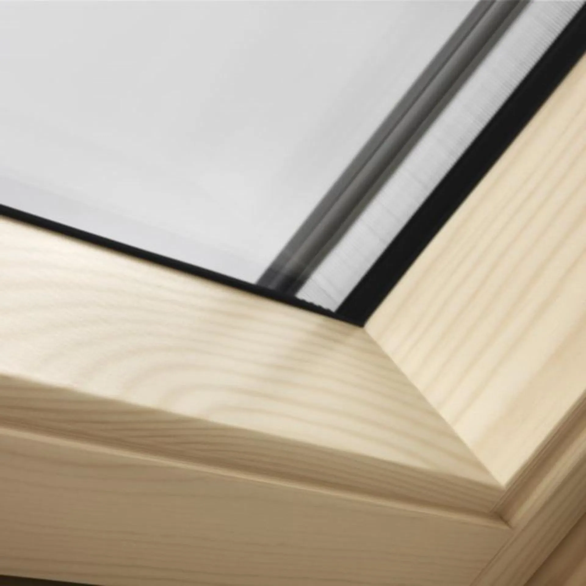 VELUX GPL Roof Window – Manual, Top-Hung, Pine