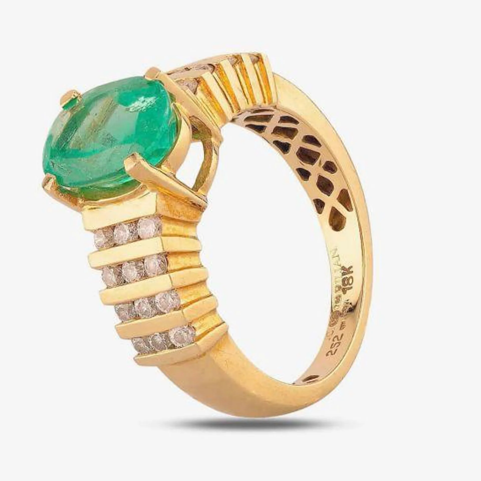 Pre-Owned 18ct Yellow Gold Oval Cut Emerald and Diamond Ring 4112714