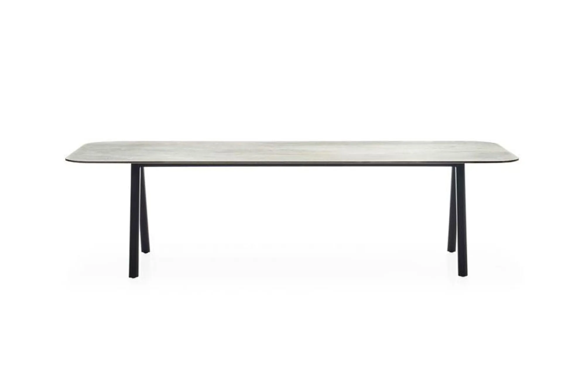 Kodo Outdoor Dining Table