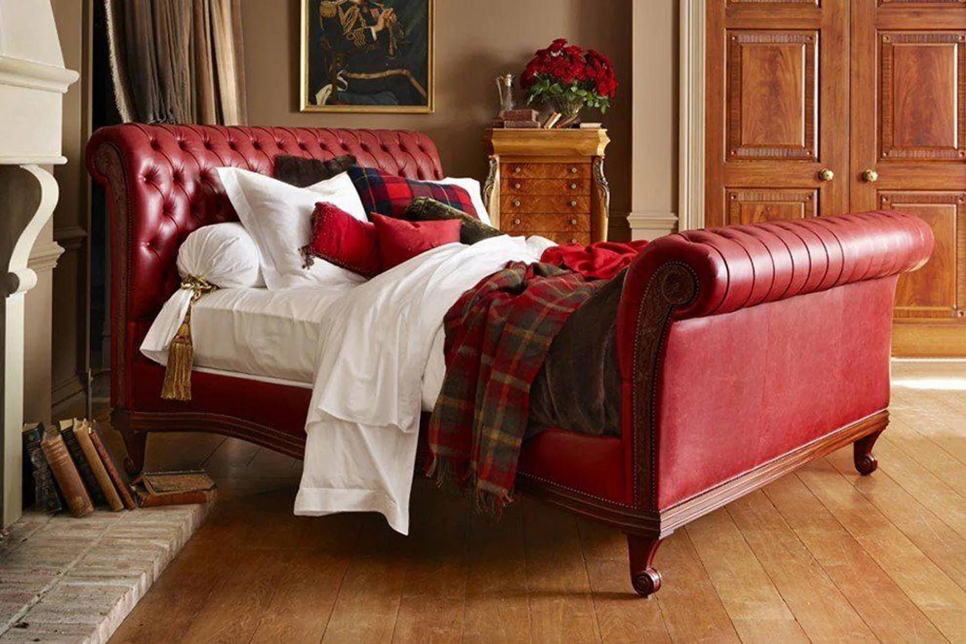 Bonaparte Deep Buttoned Bed