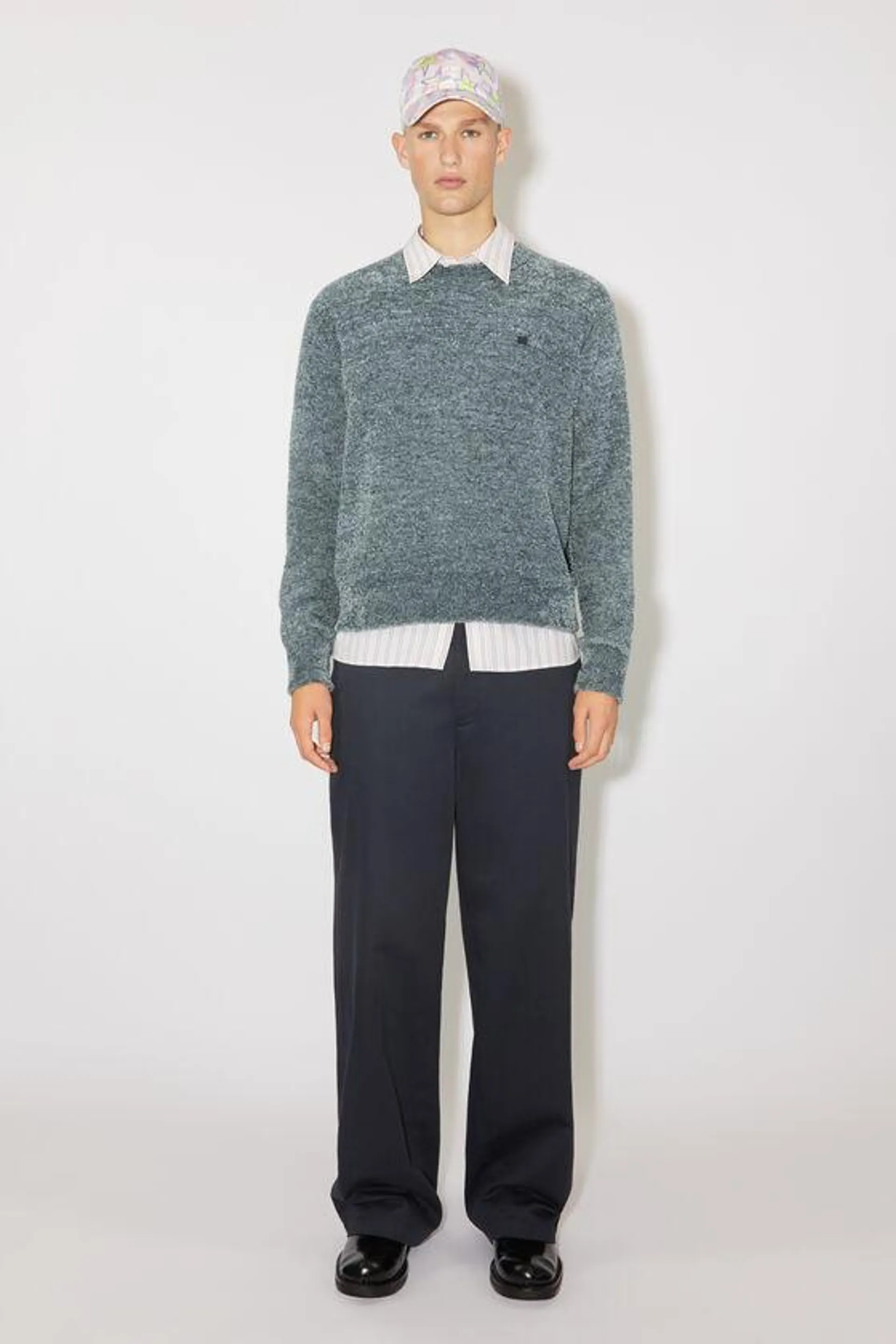 Crew neck knit jumper