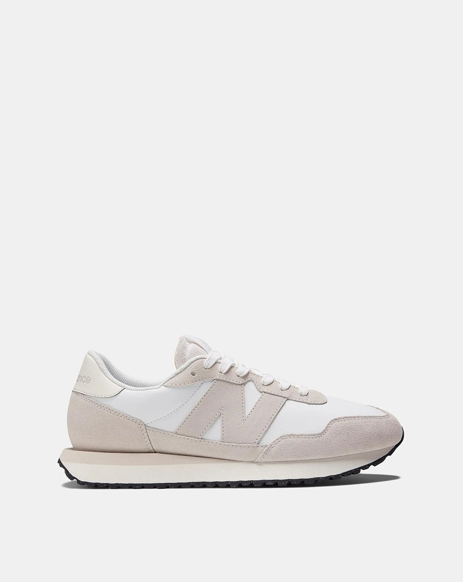 New Balance 237 Trainers