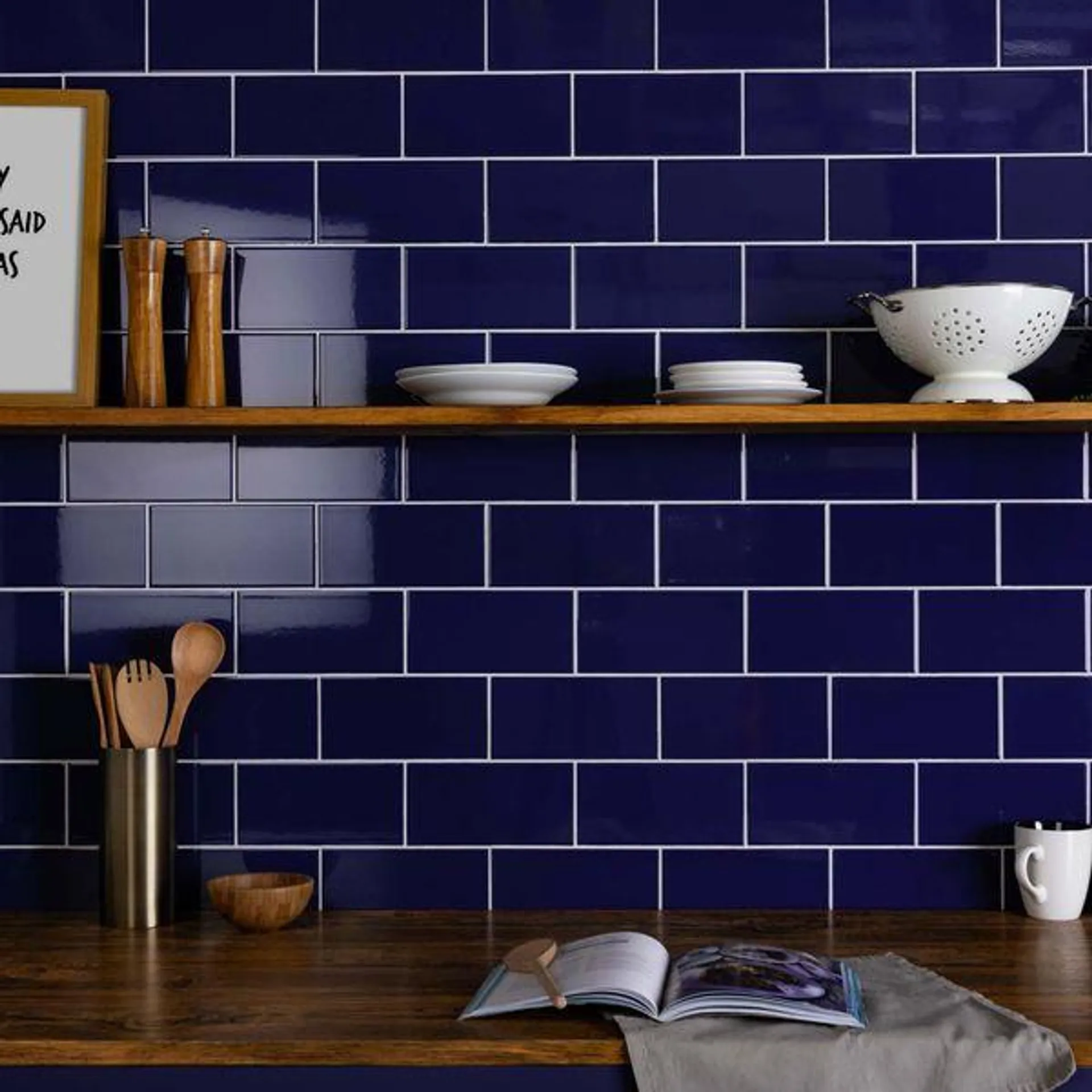 Manor House Gloss Blue Flat Metro Tiles