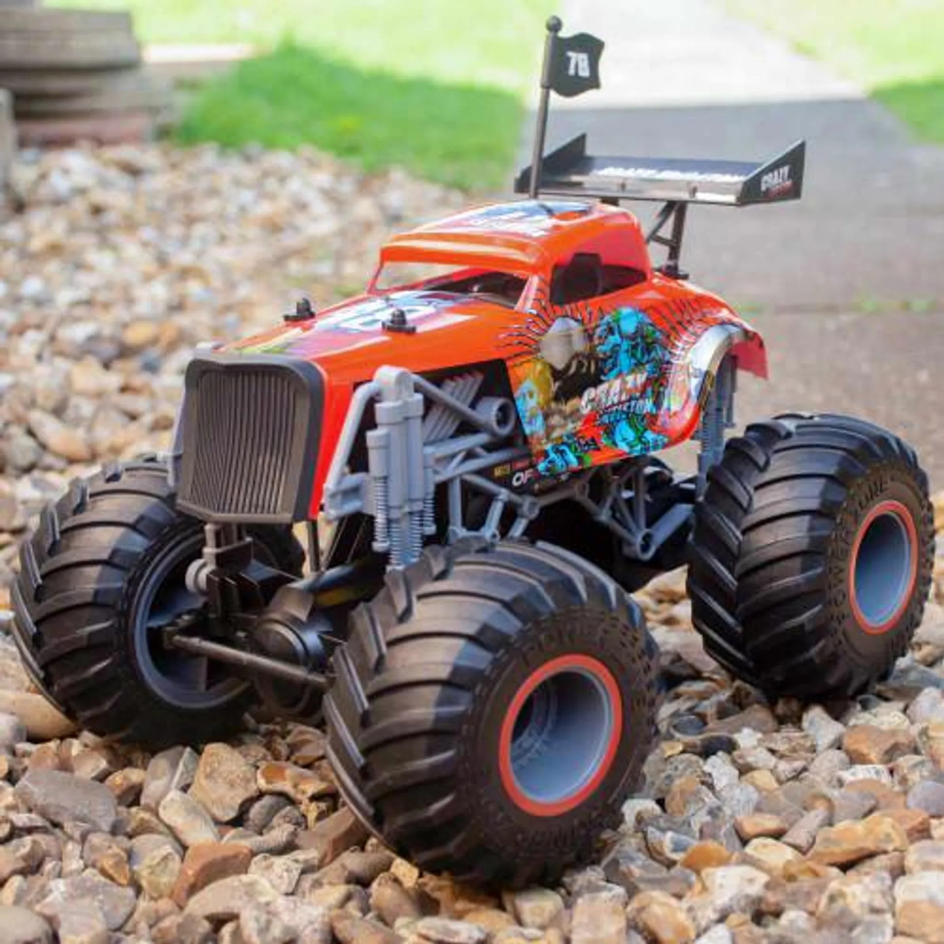 RED5 Remote Control Monster Truck 1:16 Scale