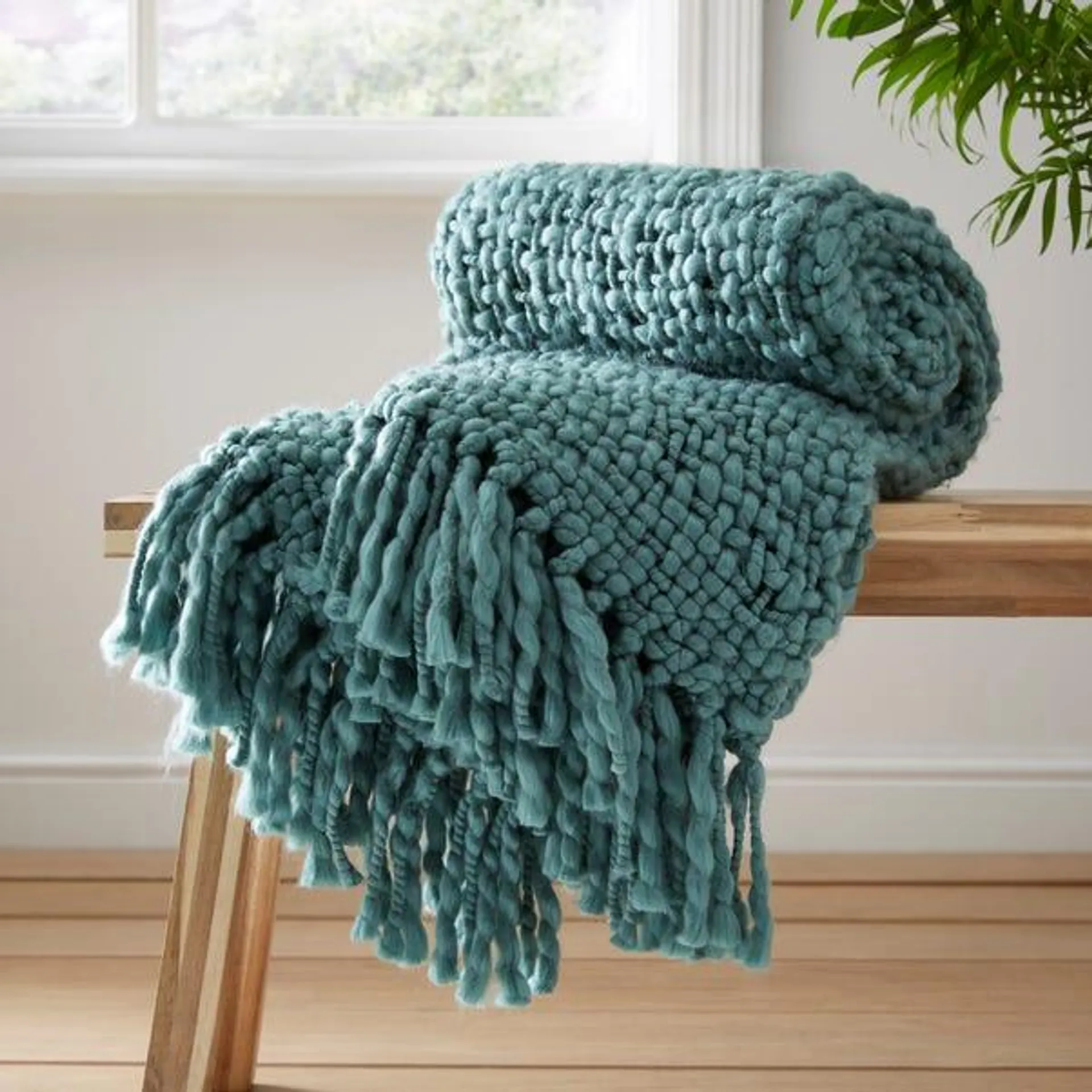 Freya Chunky Knit 130cm x 180cm Throw