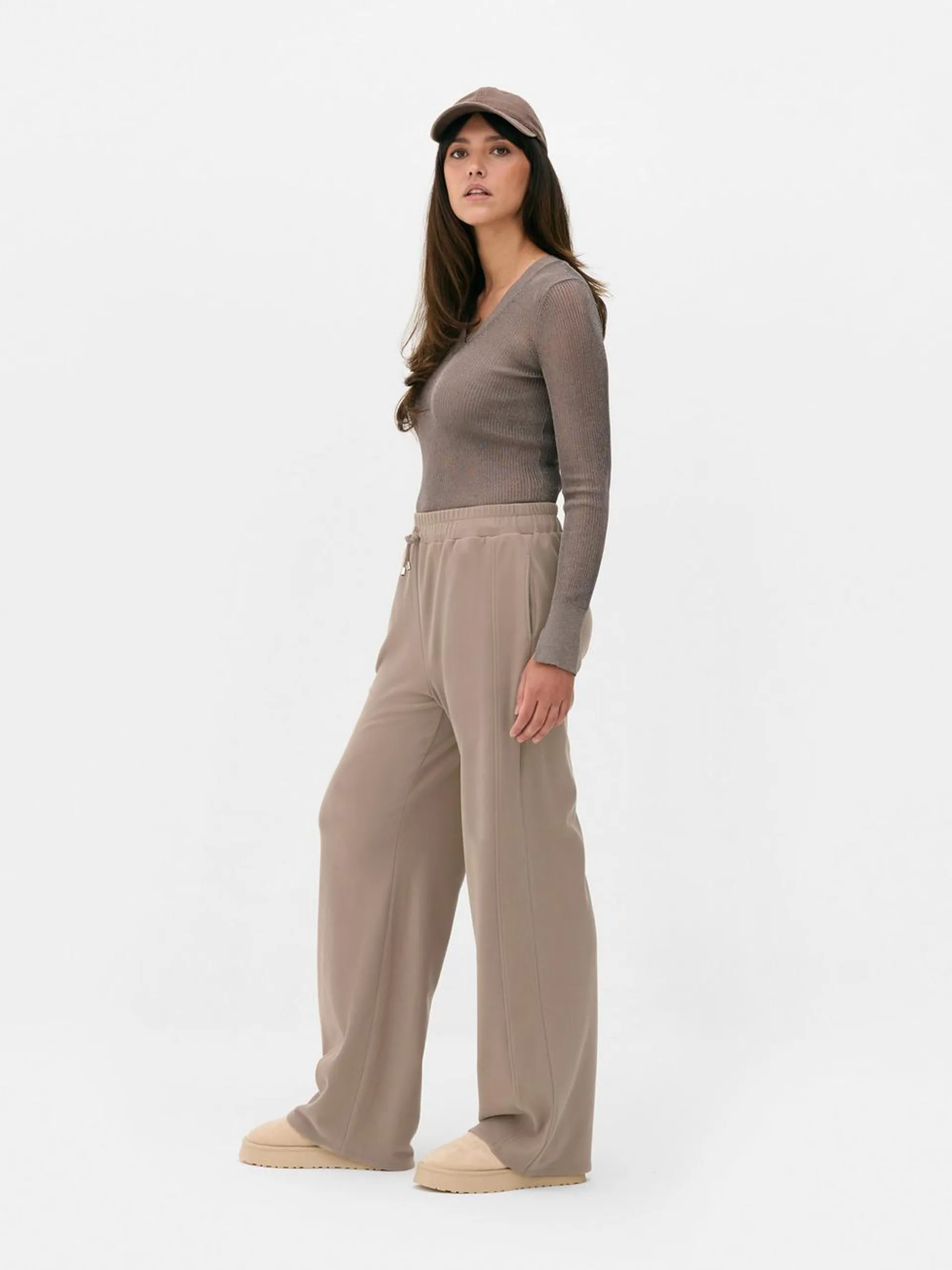 Paula Echevarría Wide Leg Microfleece Joggers