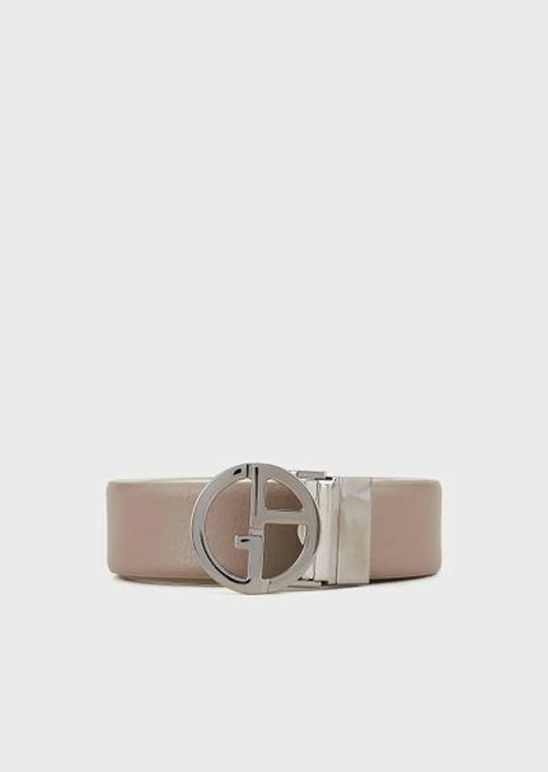 Two-toned reversible belt in smooth, pebbled leather