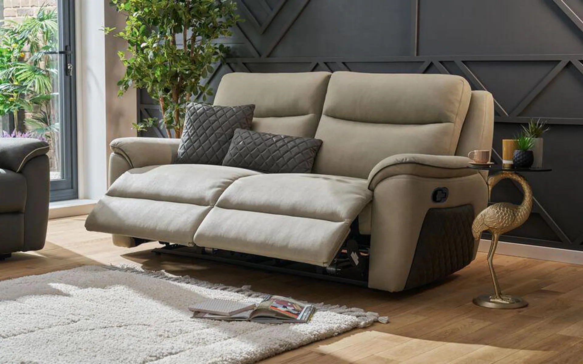 La-Z-Boy Lyle 3 Seater Manual Recliner