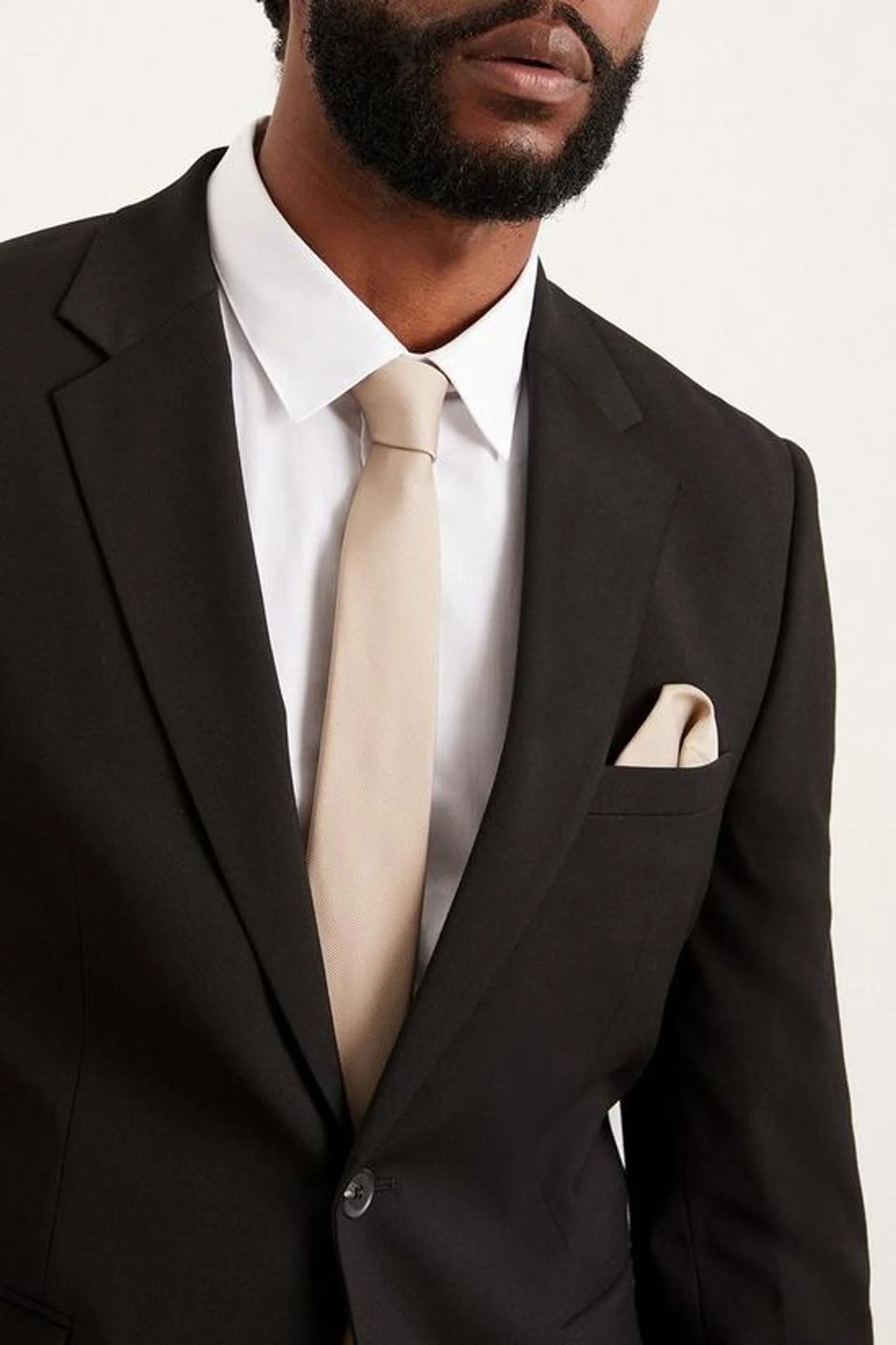 Longer Length Tie And Pocket Square Set