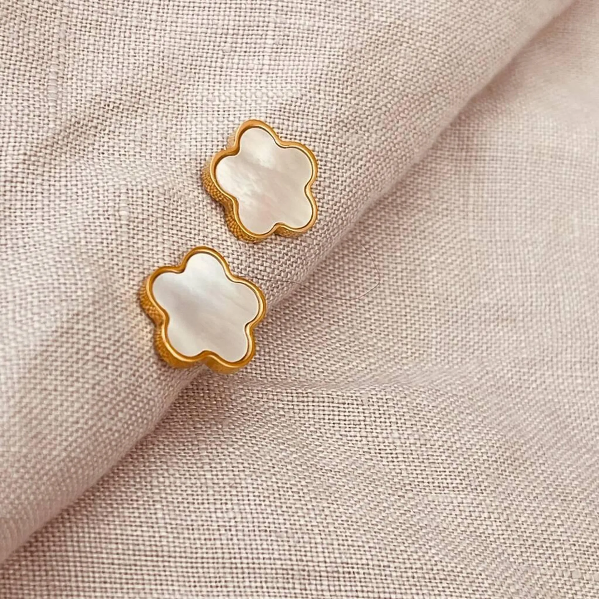 Mother Of Pearl Clover Earrings