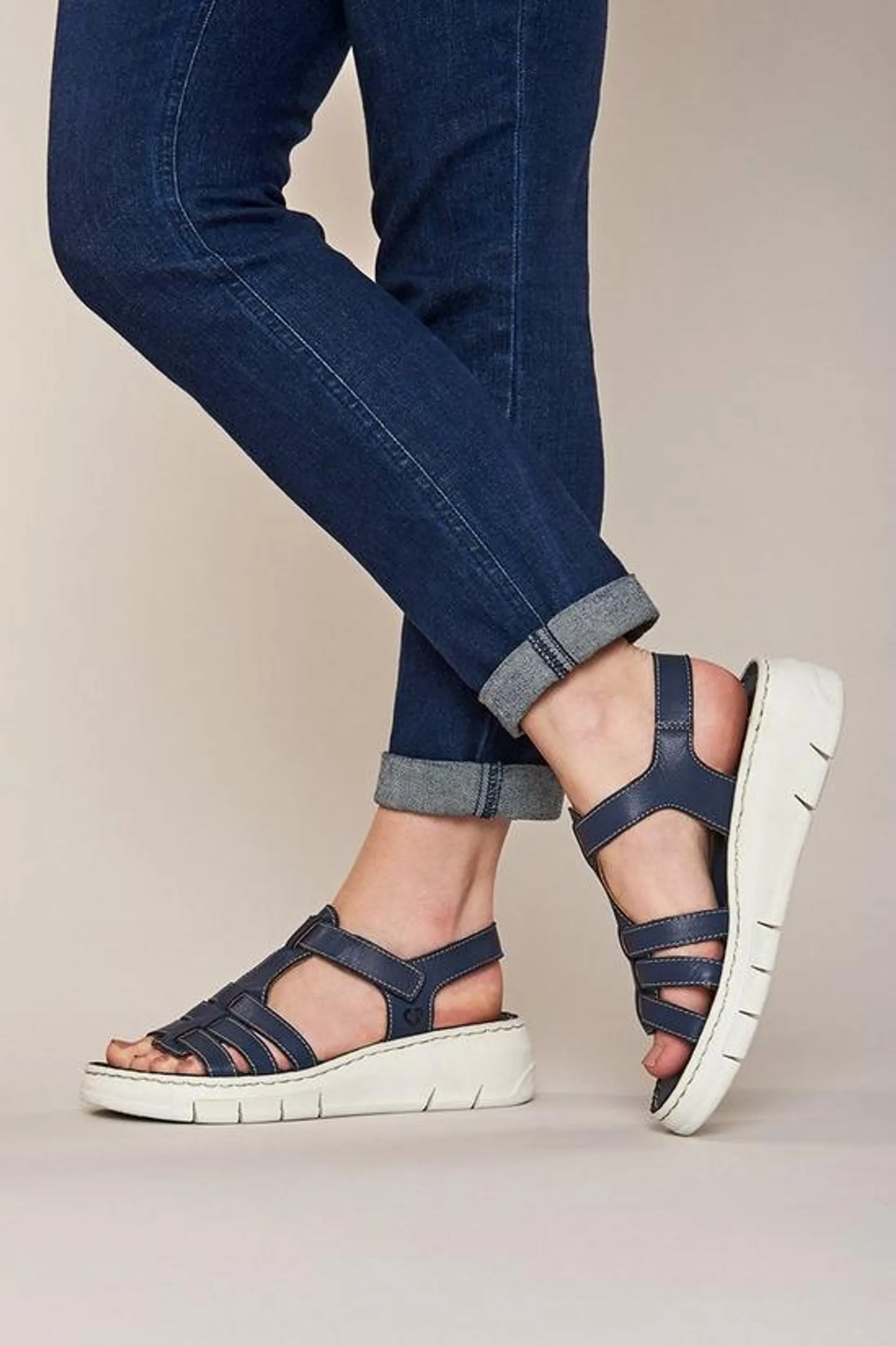 'Instow' Low-Wedge Fisherman Sandals