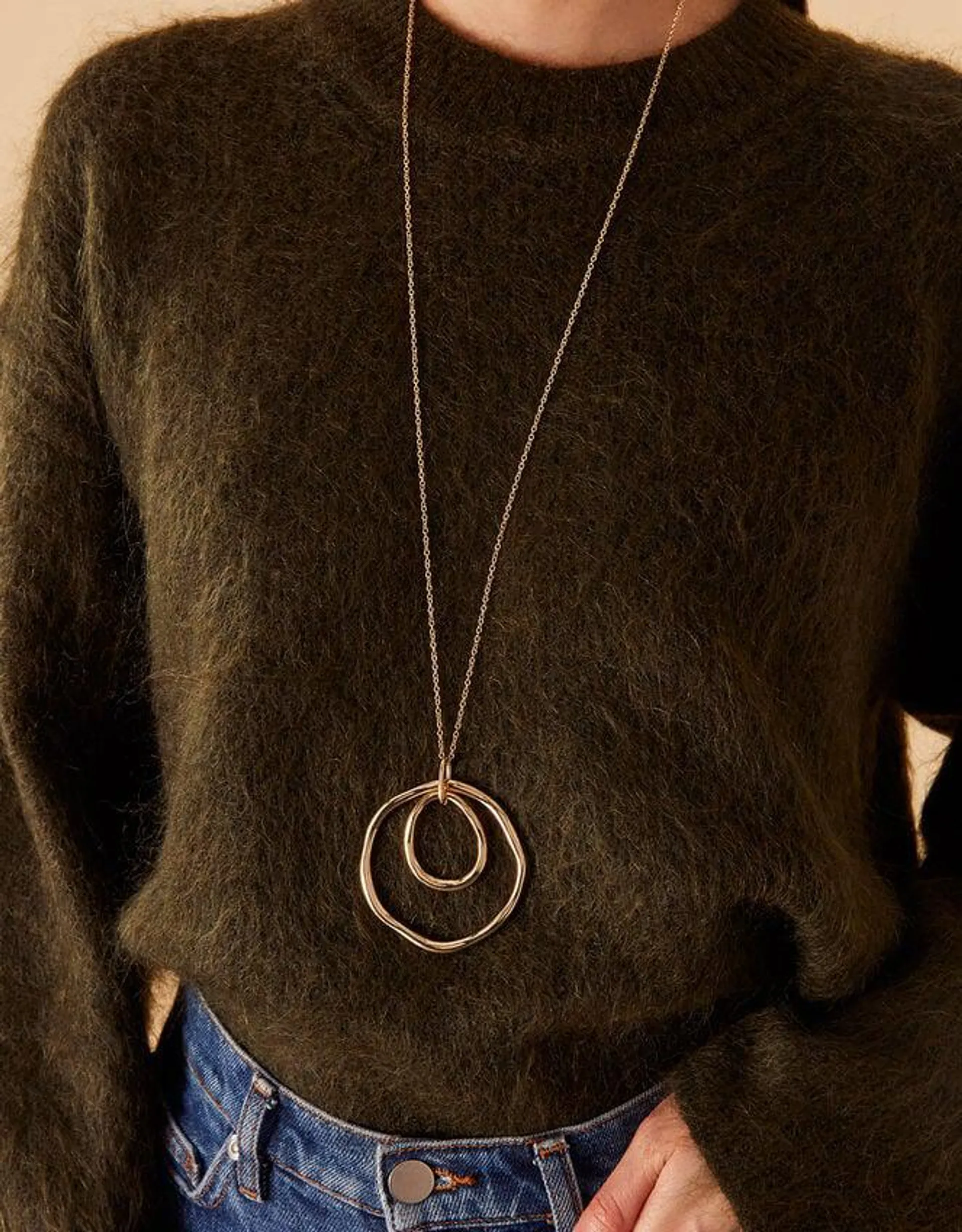 Long Concentric Circle Pendant Necklace