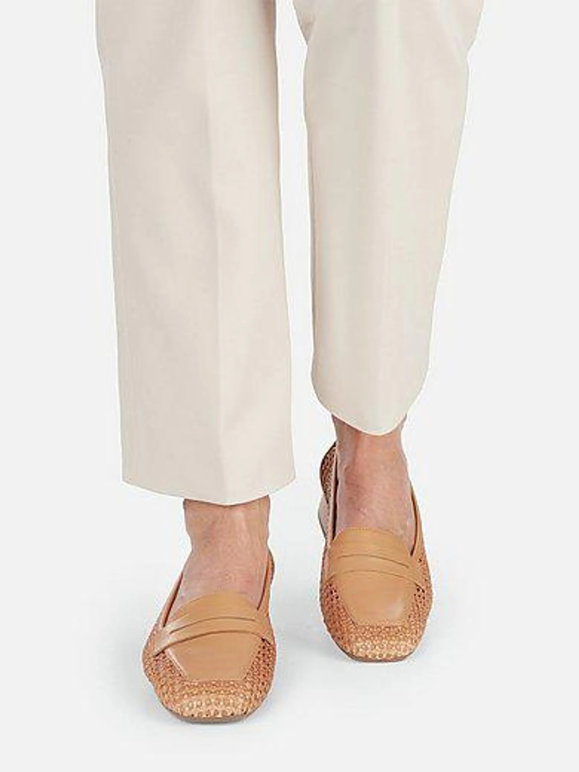 Loafers in plaited look