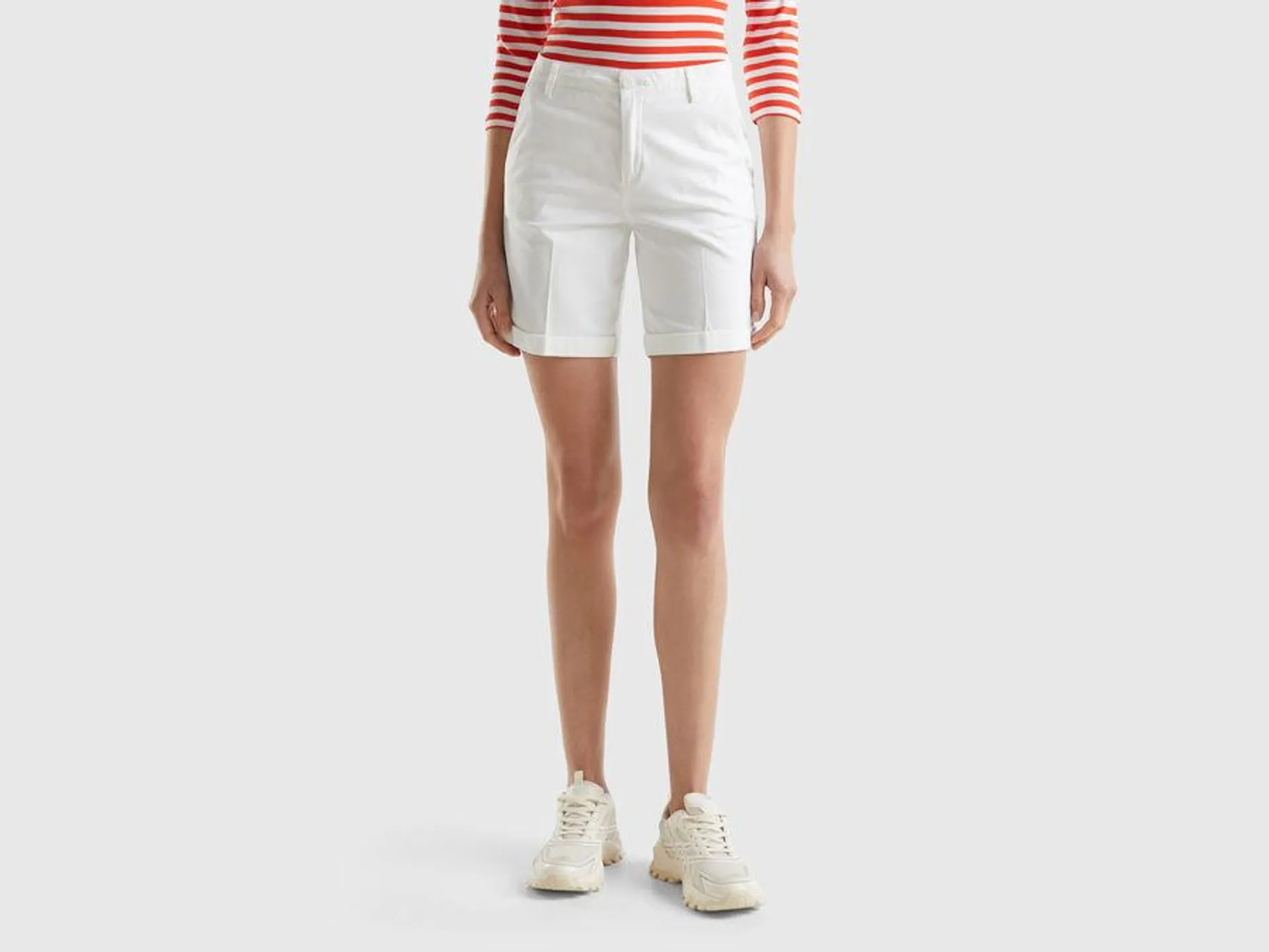 Bermudas in stretch cotton