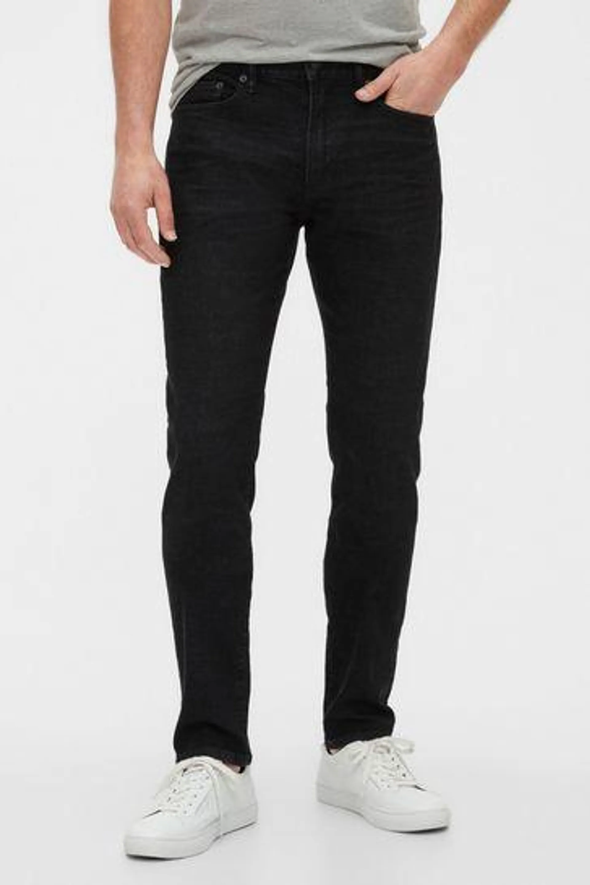 Slim Taper Jeans