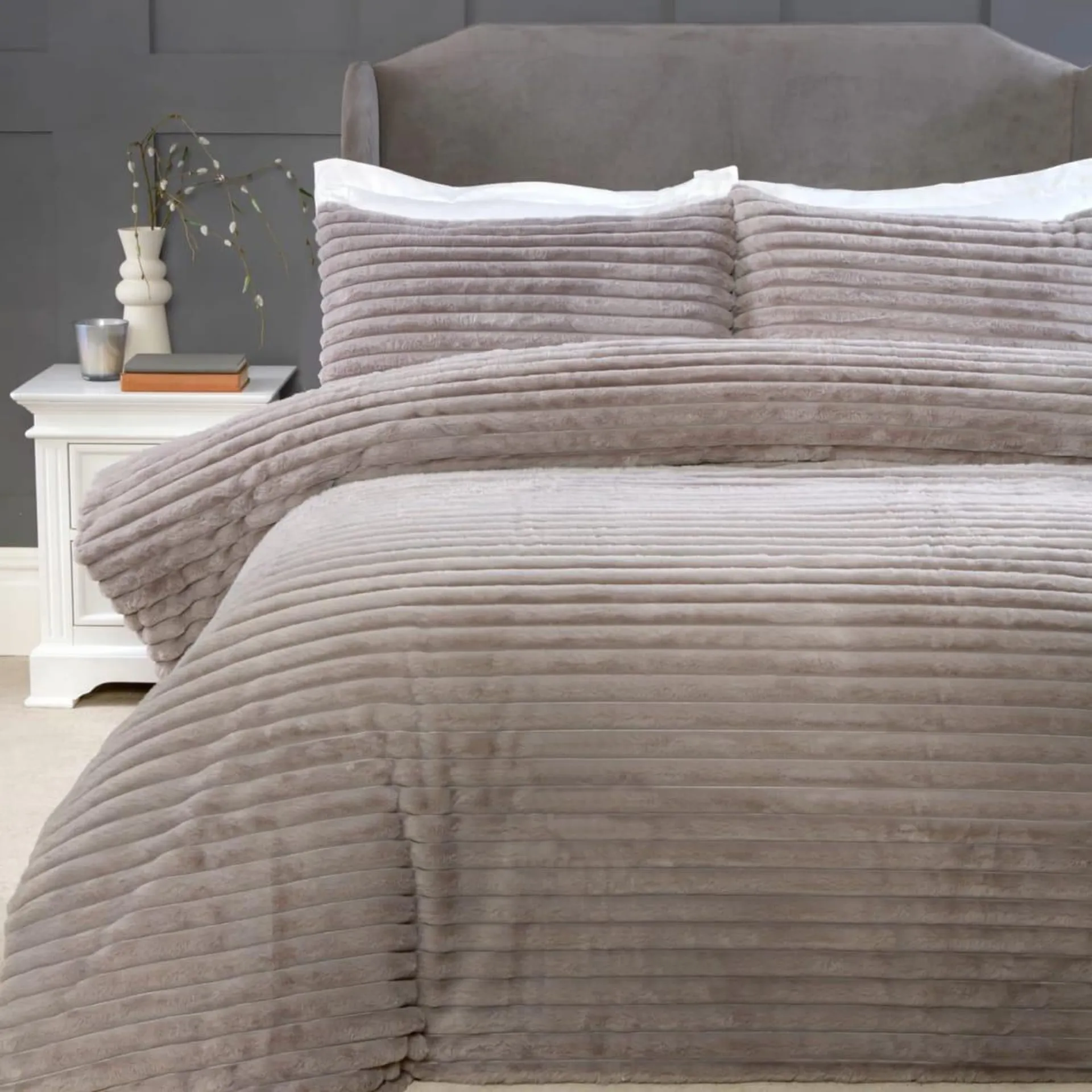 Aspen Ribbed King Size Duvet Set - Grey