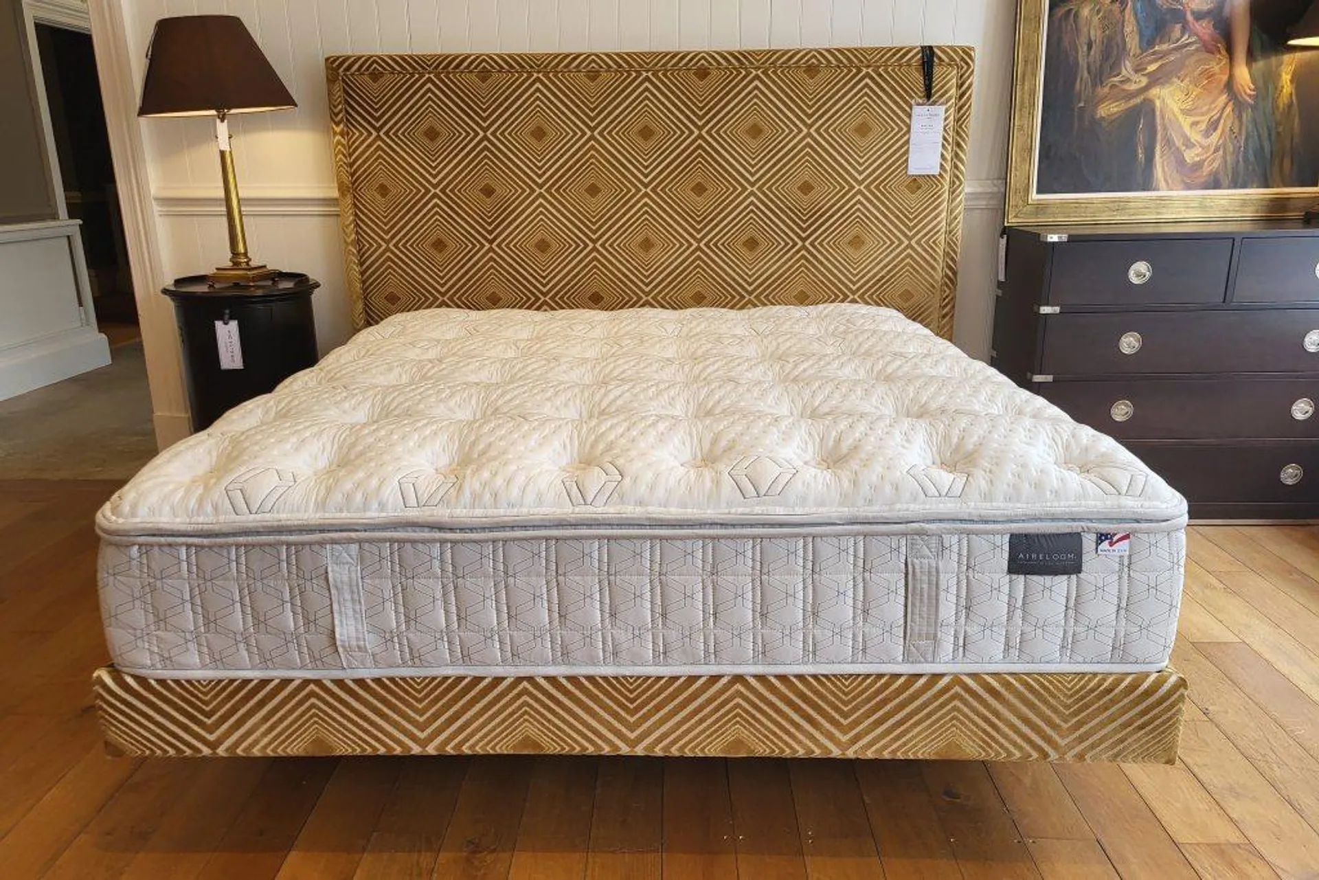 Boston Wide Bedstead Superking Size - EX DISPLAY