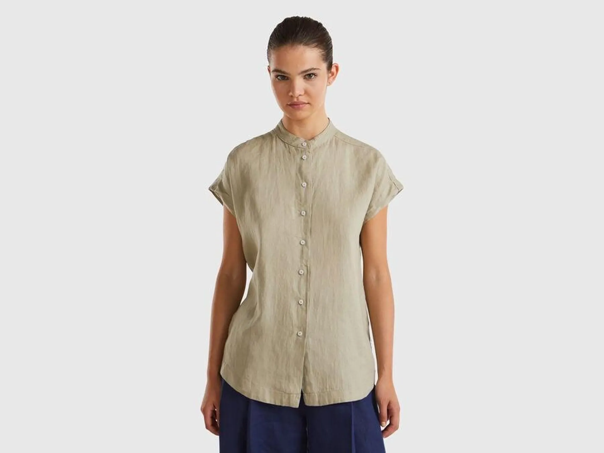 Mandarin shirt in pure linen