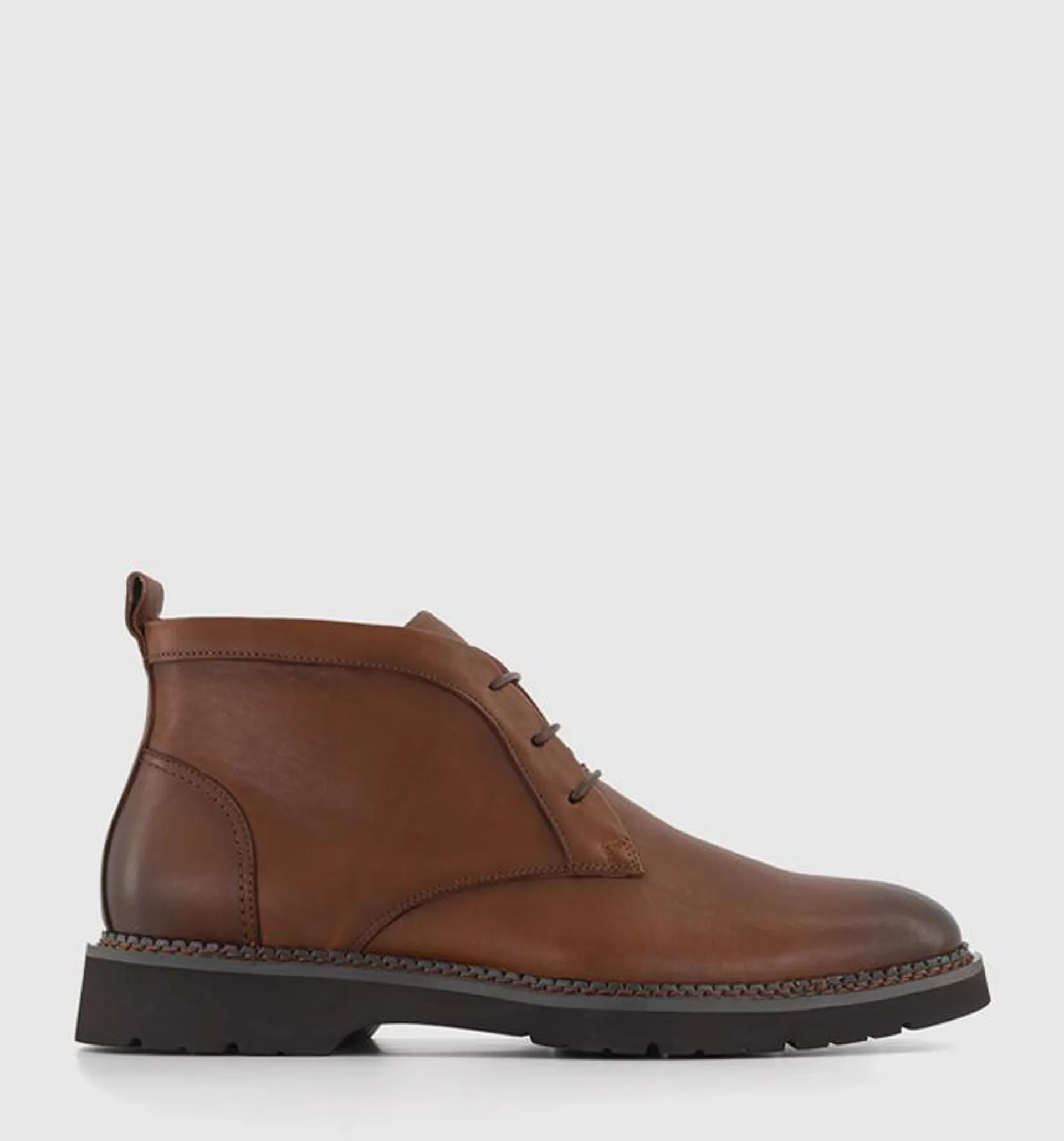 Petersham Contrast Outsole Chukka Boots