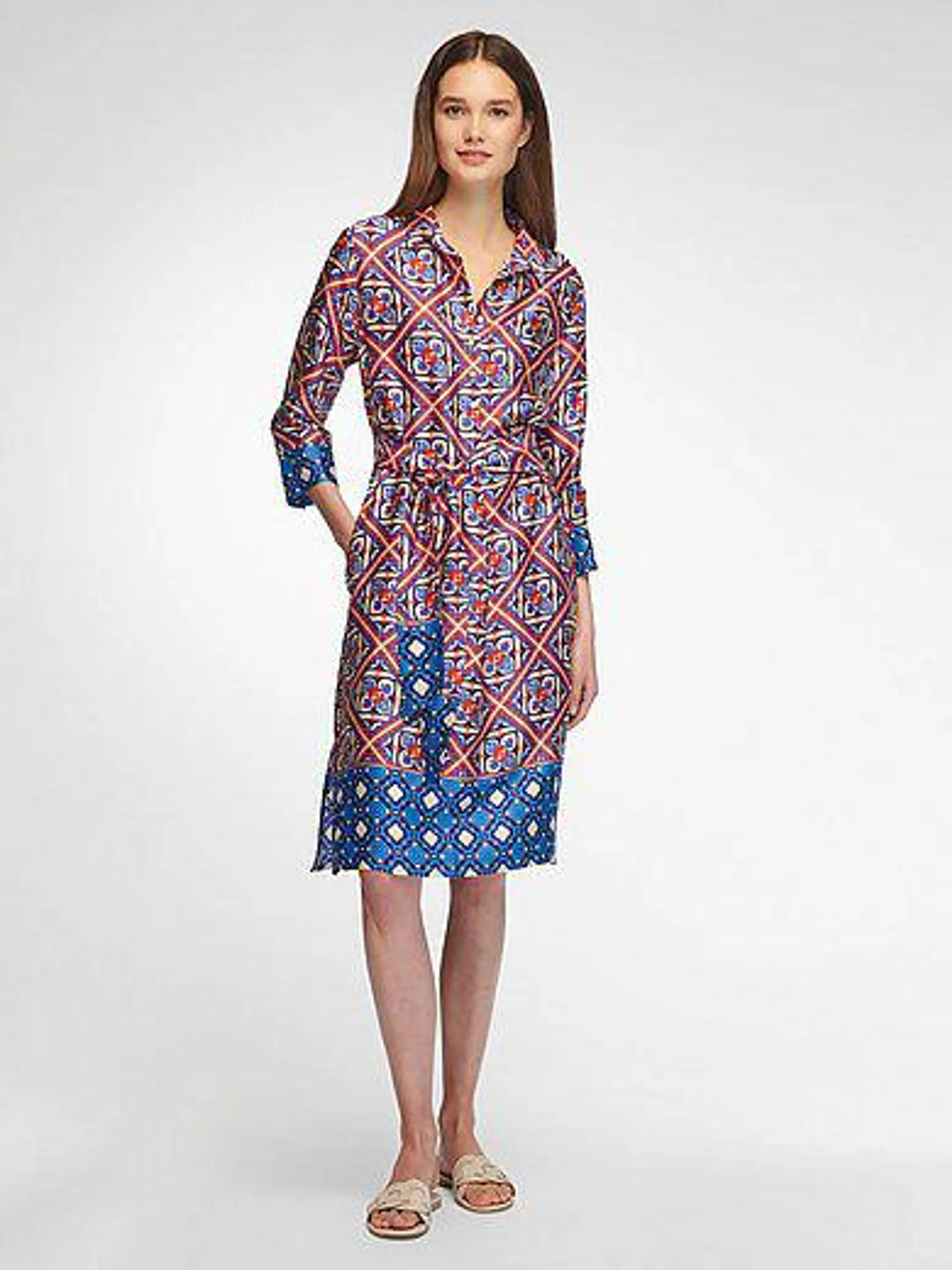 Dress 3/4-length sleeves