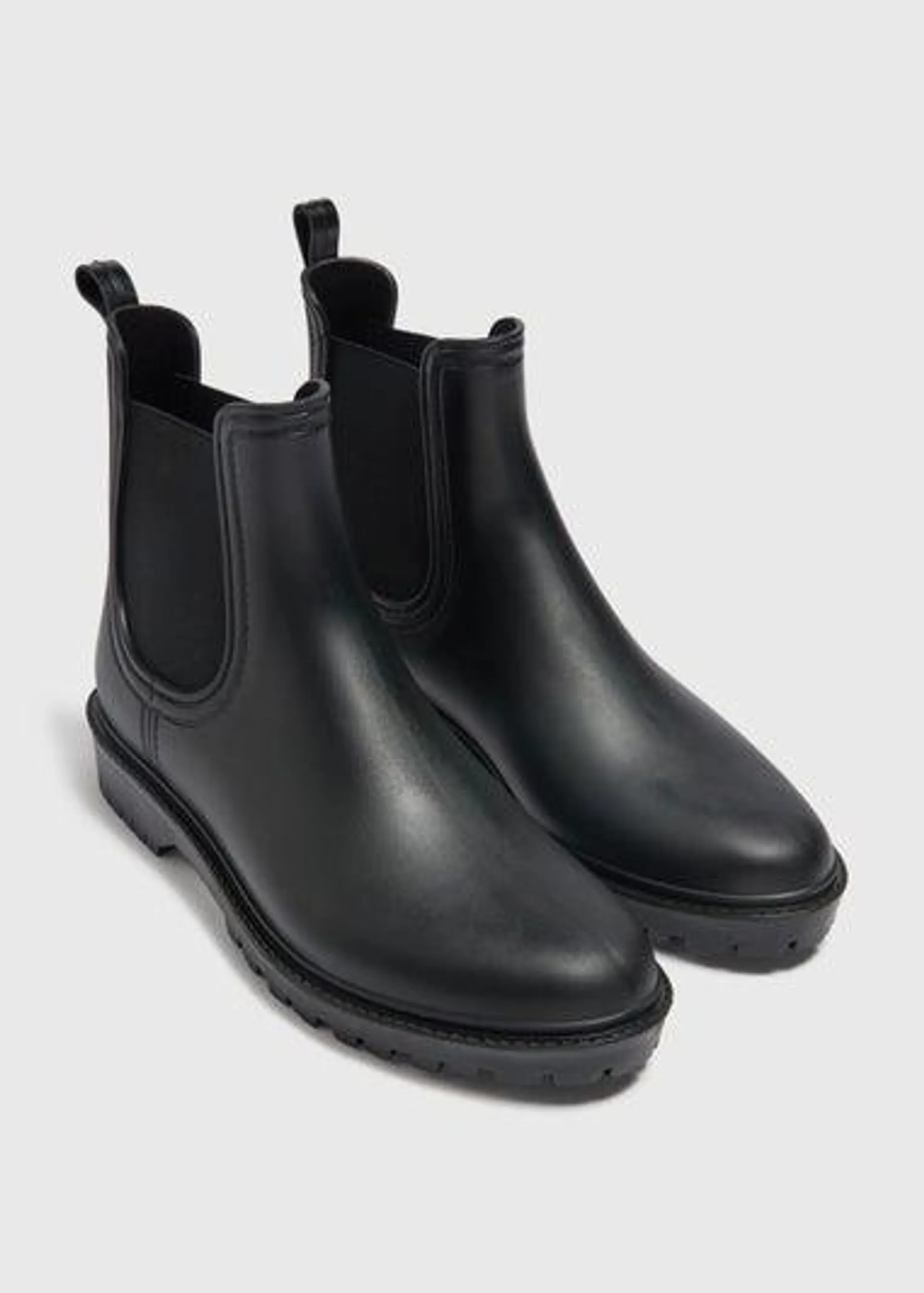 Black Ankle Chelsea Boot