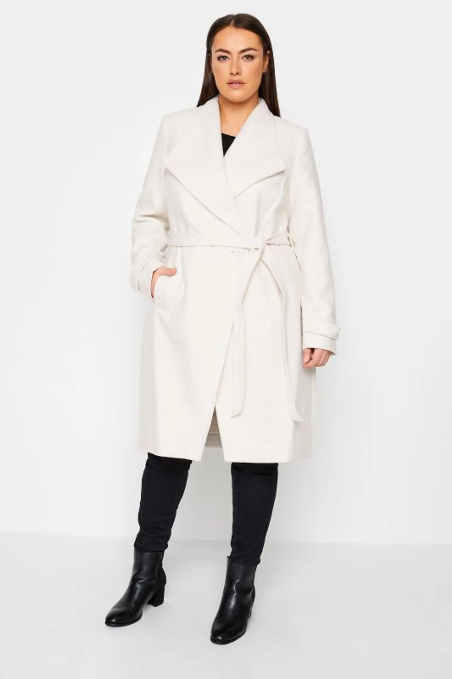 City Chic Ivory So Chic Coat